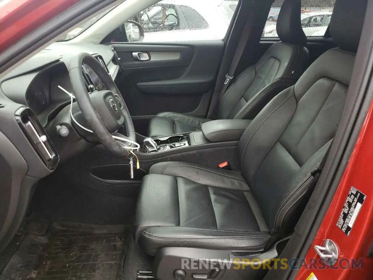 7 fotografías del automóvil dañado YV4L12UW5P2071775 VOLVO XC40 PLUS 2023