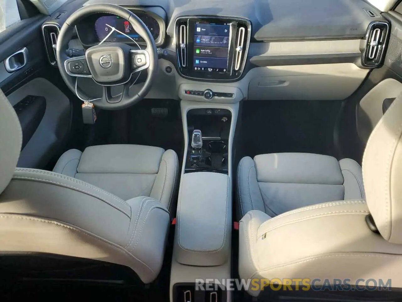 8 fotografías del automóvil dañado YV4L12UW6P2064530 VOLVO XC40 PLUS 2023