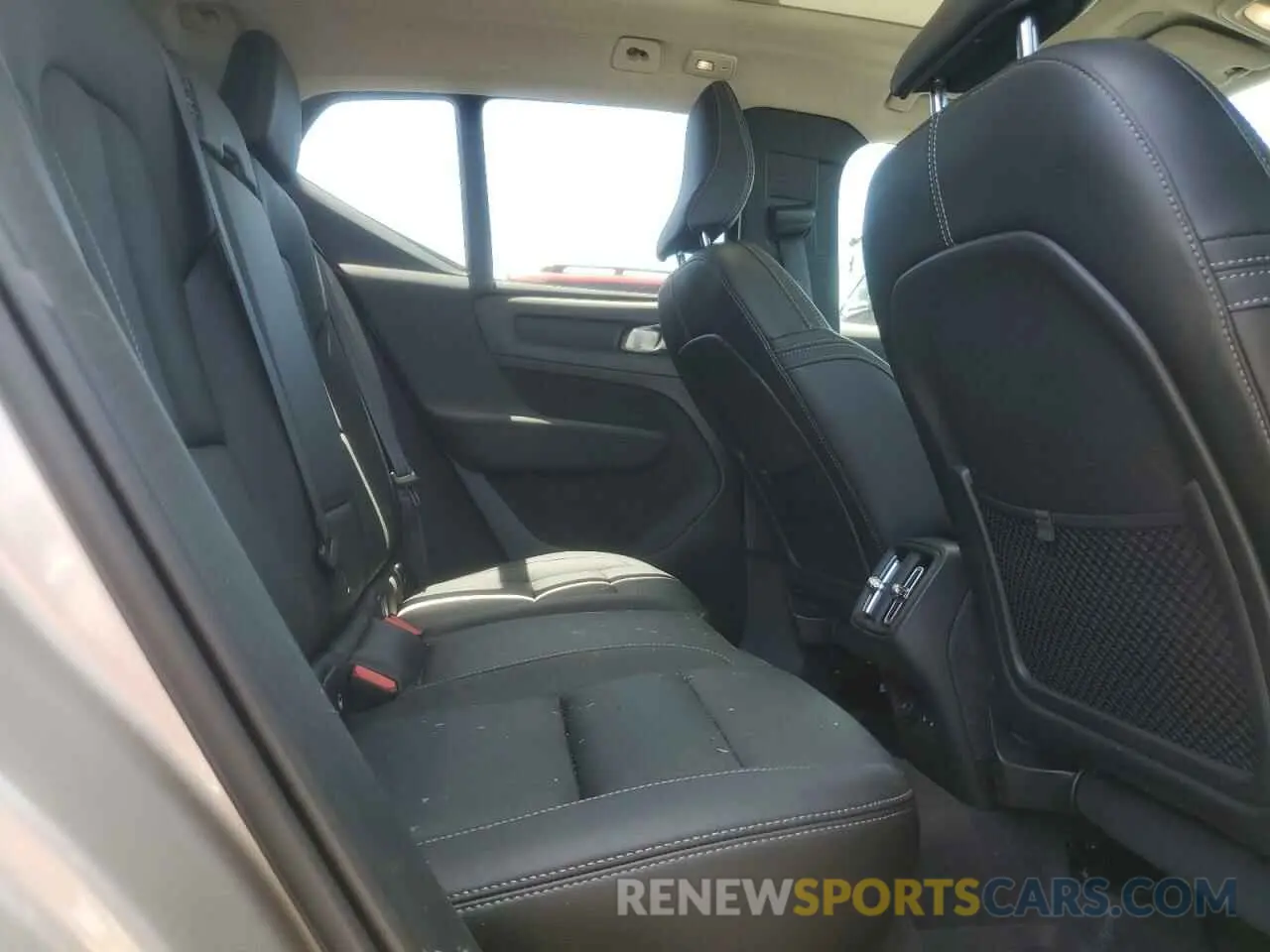 11 fotografías del automóvil dañado YV4L12ULXR2226152 VOLVO XC40 PLUS 2024