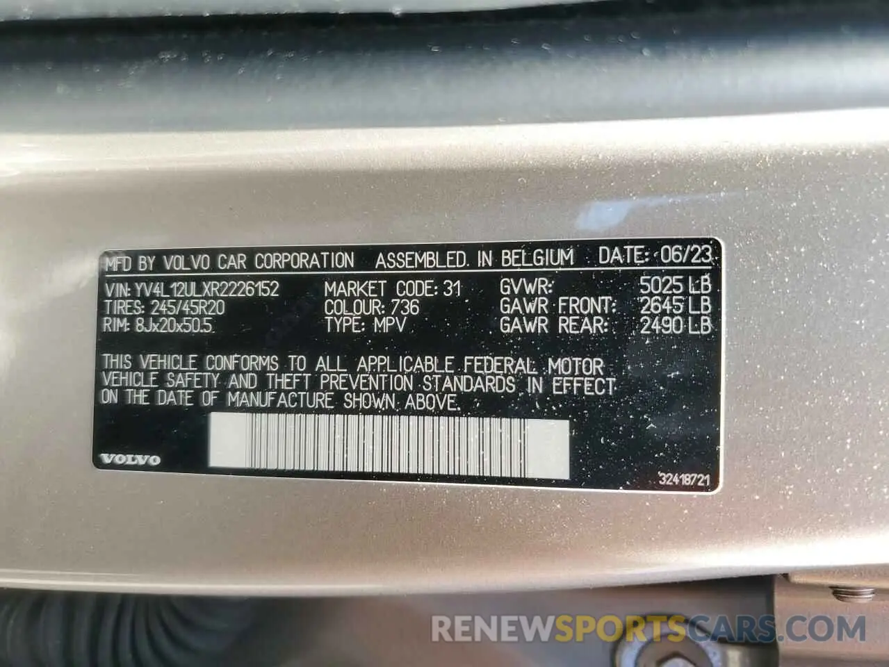 14 fotografías del automóvil dañado YV4L12ULXR2226152 VOLVO XC40 PLUS 2024