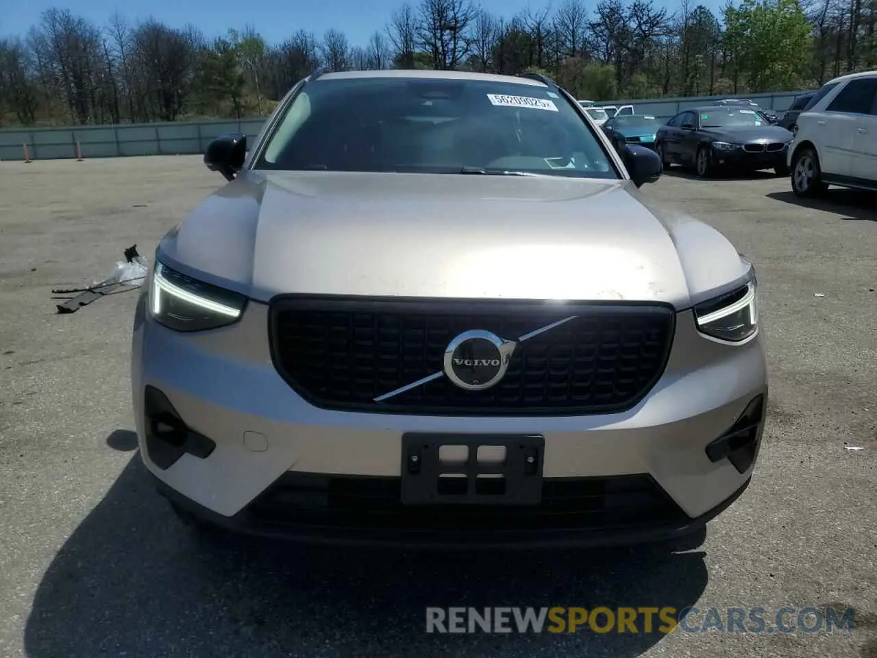 5 fotografías del automóvil dañado YV4L12ULXR2226152 VOLVO XC40 PLUS 2024