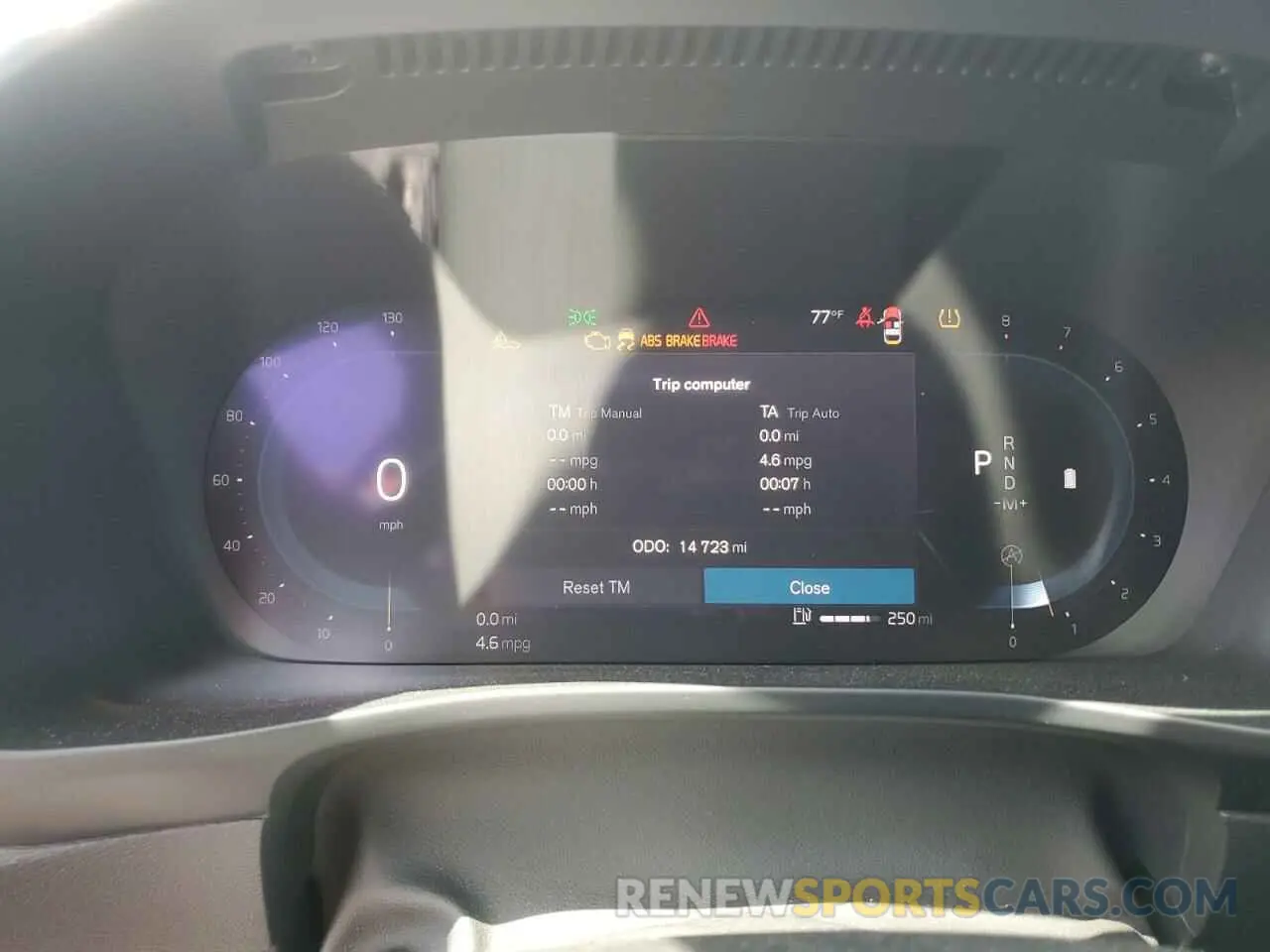 9 fotografías del automóvil dañado YV4L12ULXR2226152 VOLVO XC40 PLUS 2024
