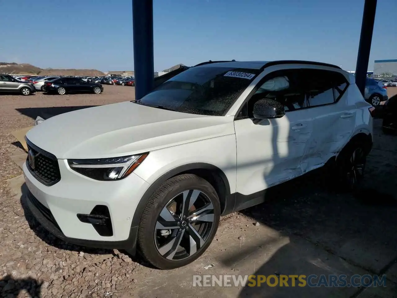 1 fotografías del automóvil dañado YV4L12ULXR2254114 VOLVO XC40 PLUS 2024