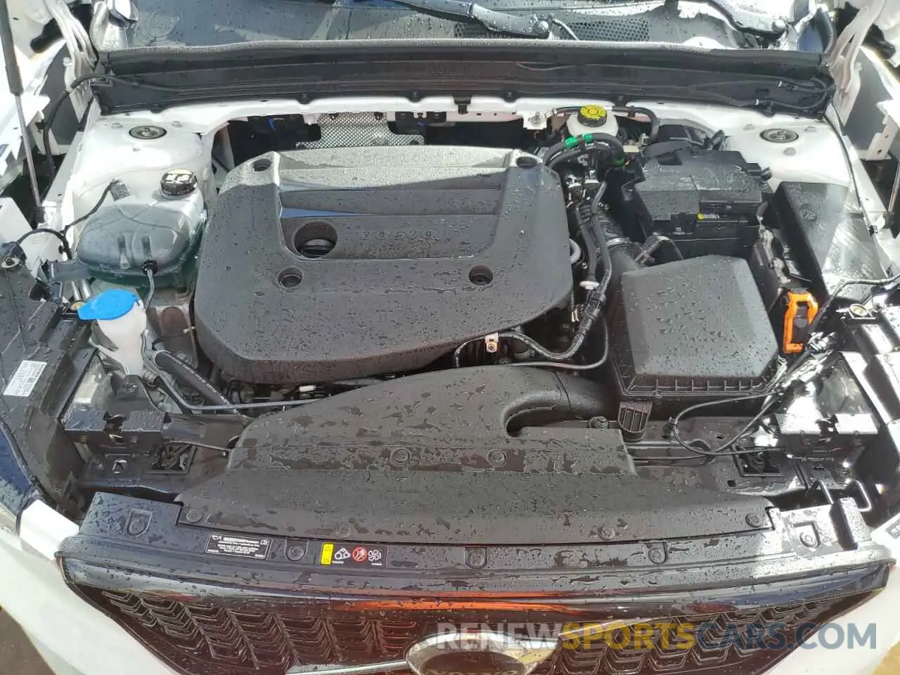 12 fotografías del automóvil dañado YV4L12ULXR2314263 VOLVO XC40 PLUS 2024
