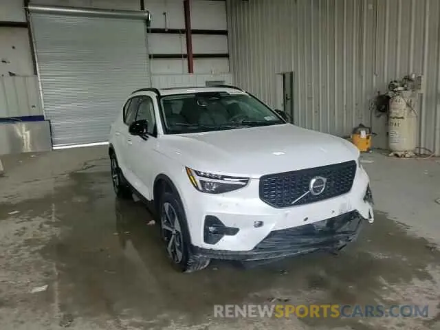 15 fotografías del automóvil dañado YV4L12UC2S2488222 VOLVO XC40 PLUS 2025
