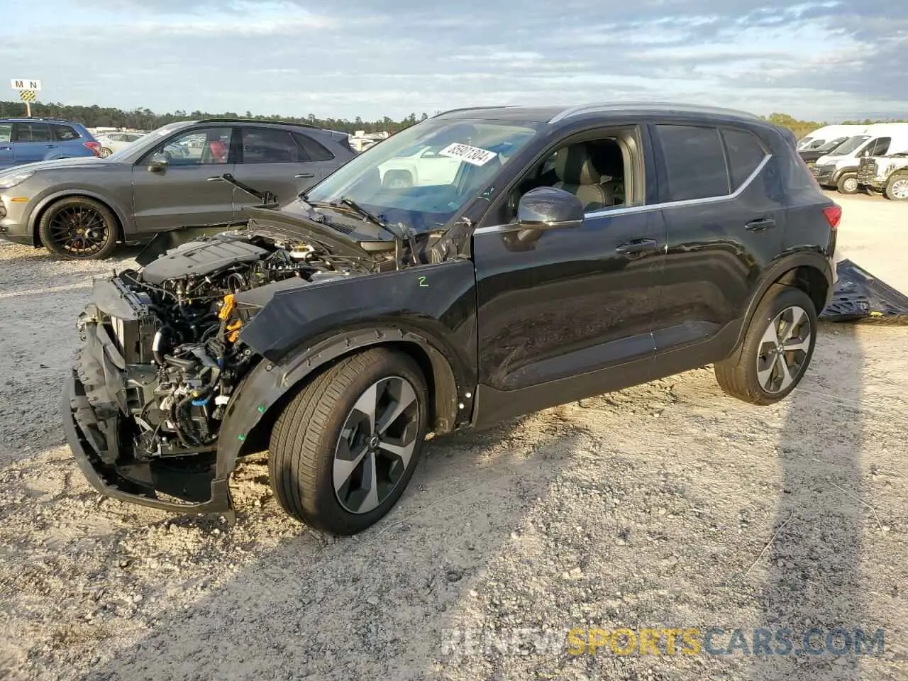 1 fotografías del automóvil dañado YV4L12UE2S2461572 VOLVO XC40 PLUS 2025