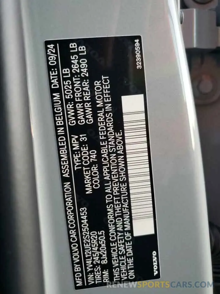13 fotografías del automóvil dañado YV4L12UE2S2504453 VOLVO XC40 PLUS 2025
