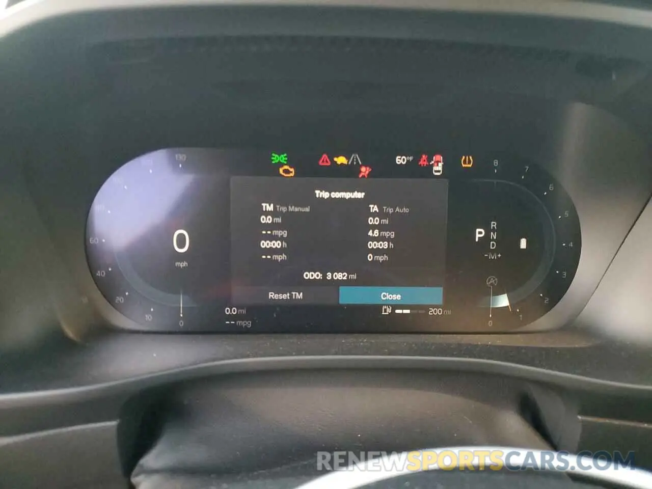 9 fotografías del automóvil dañado YV4L12UE2S2504453 VOLVO XC40 PLUS 2025