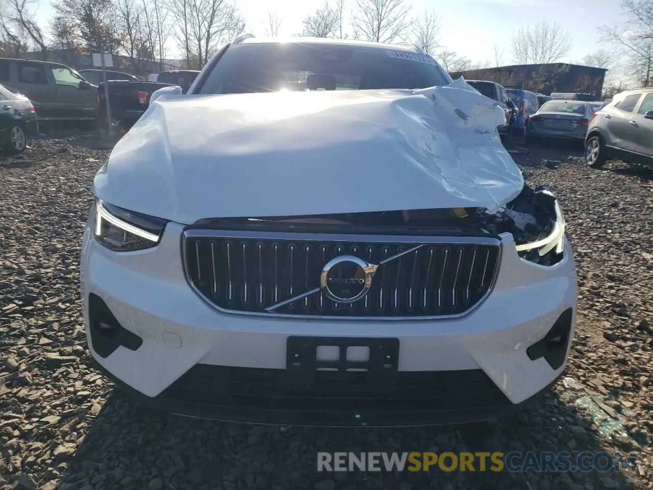 5 fotografías del automóvil dañado YV4L12UE5S2503426 VOLVO XC40 PLUS 2025