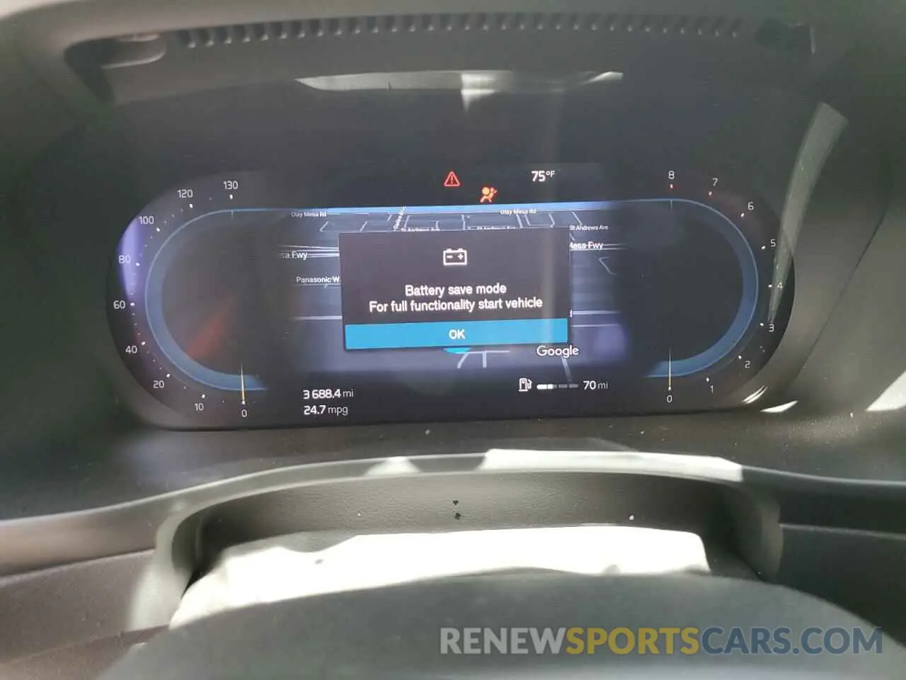 9 fotografías del automóvil dañado YV4L12UE8S2505753 VOLVO XC40 PLUS 2025