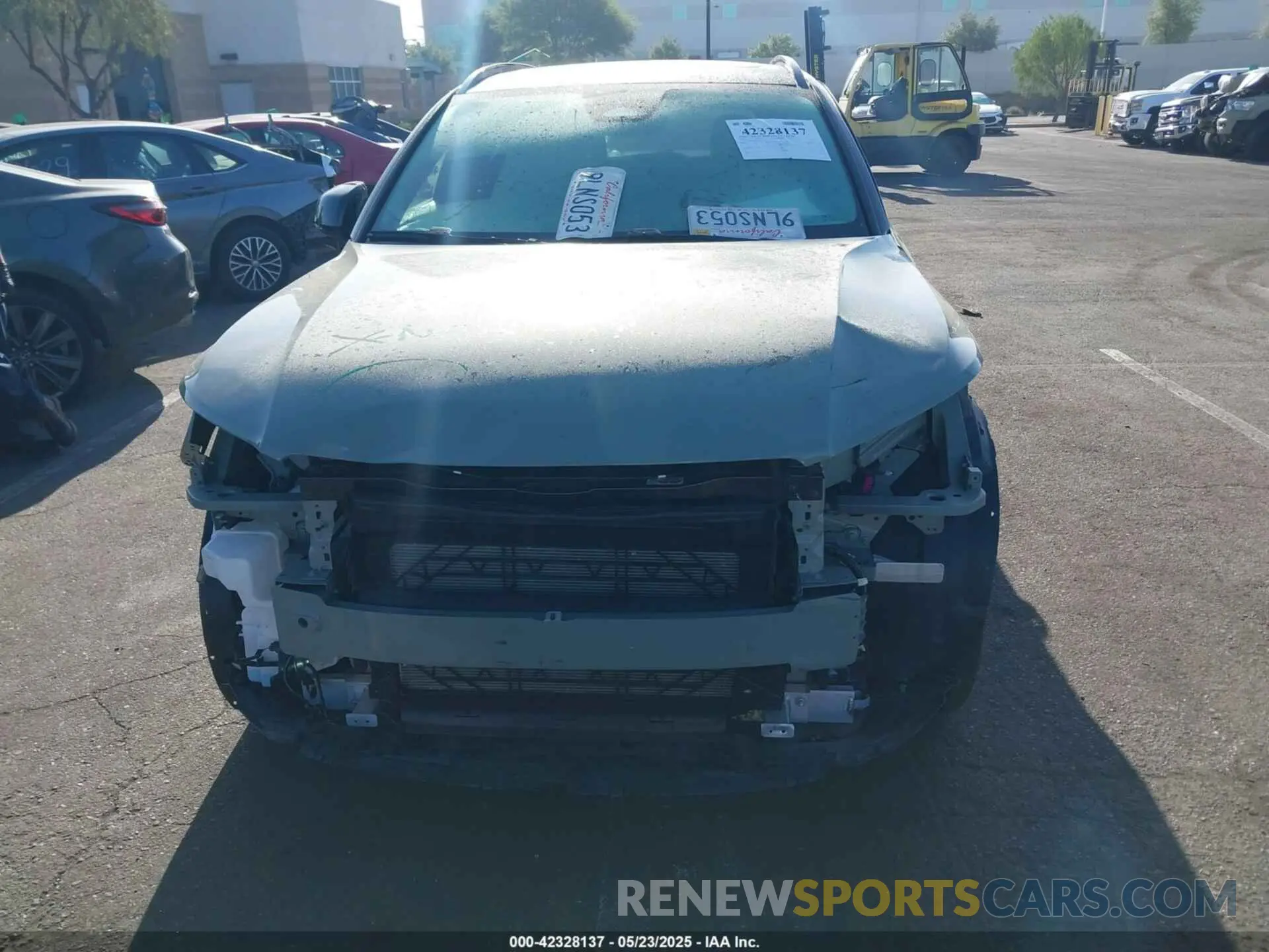 13 fotografías del automóvil dañado YV4ED3UR3M2547274 VOLVO XC40 RECHARGE PURE ELECTRIC 2021