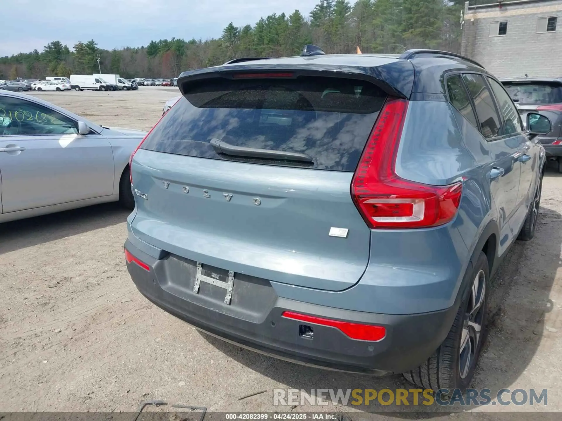 16 fotografías del automóvil dañado YV4ED3UR9M2600401 VOLVO XC40 RECHARGE PURE ELECTRIC 2021