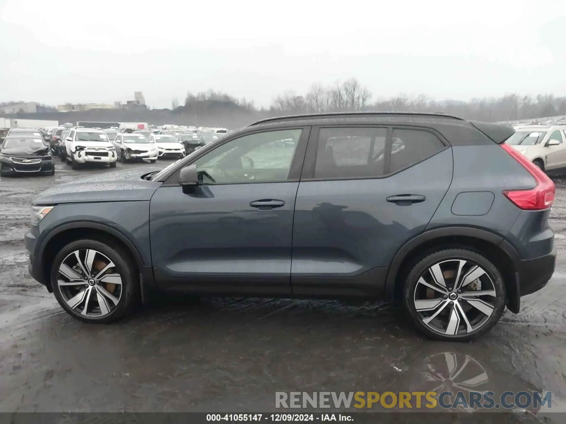 14 fotografías del automóvil dañado YV4ED3UR0N2653554 VOLVO XC40 RECHARGE PURE ELECTRIC 2022