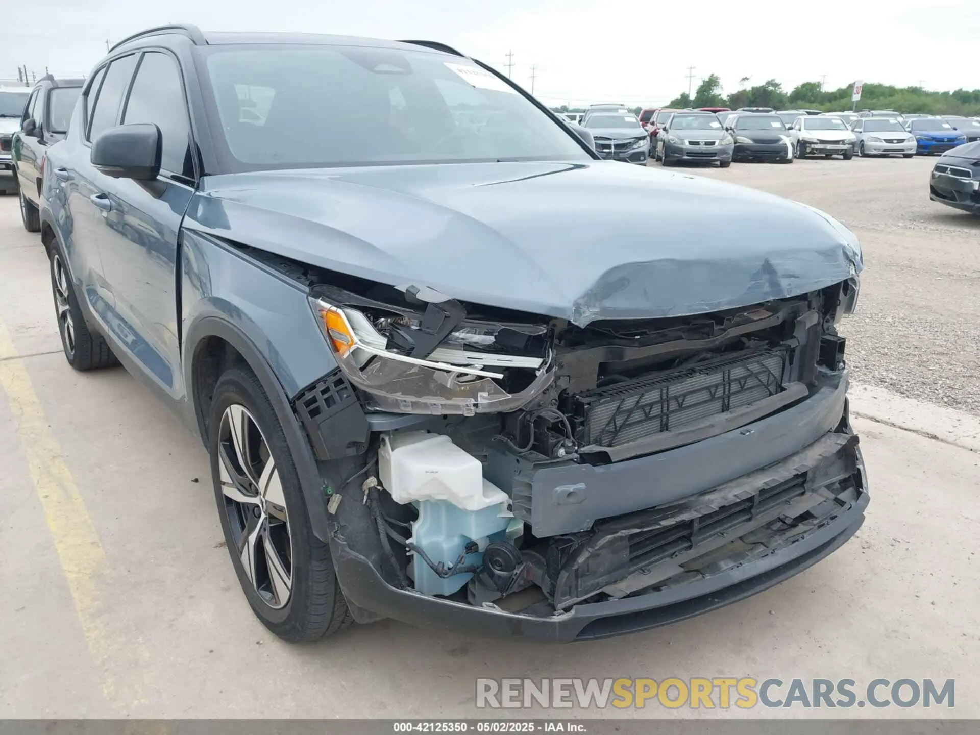 6 fotografías del automóvil dañado YV4ED3UR9N2692112 VOLVO XC40 RECHARGE PURE ELECTRIC 2022