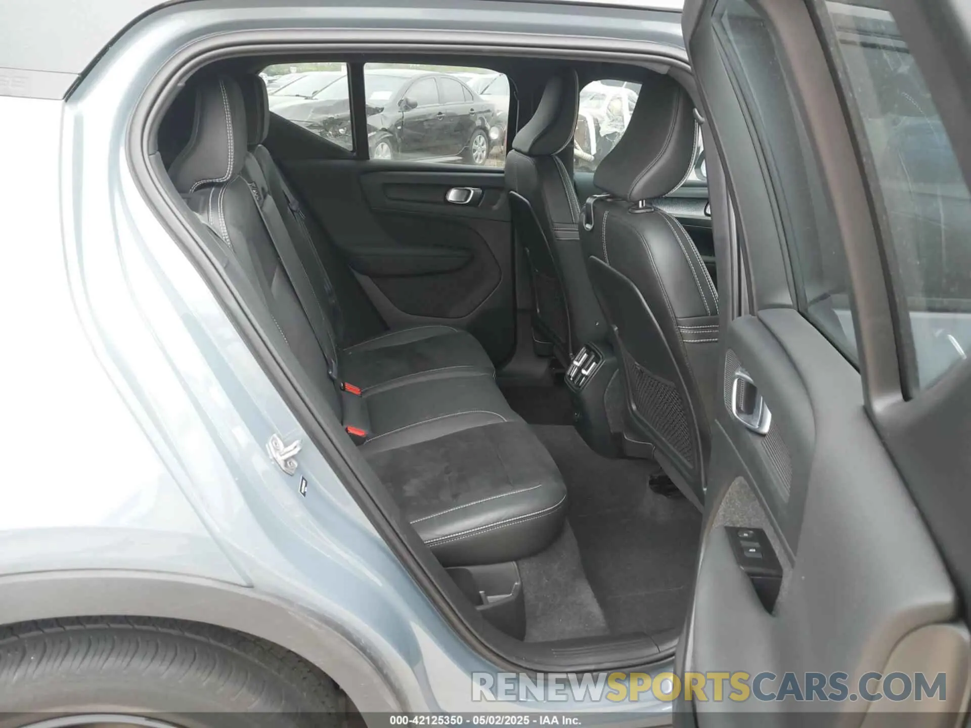 7 fotografías del automóvil dañado YV4ED3UR9N2692112 VOLVO XC40 RECHARGE PURE ELECTRIC 2022