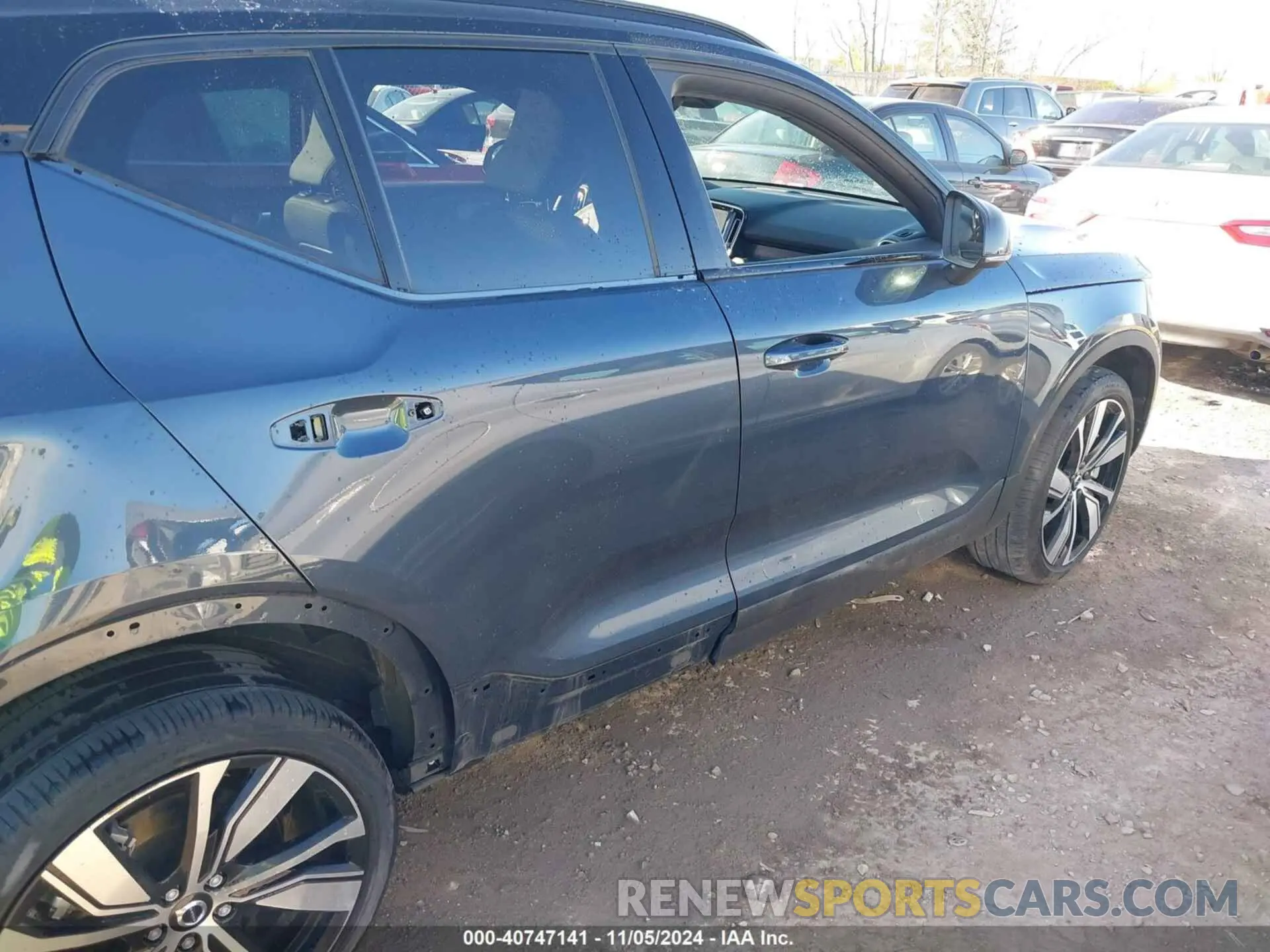 14 fotografías del automóvil dañado YV4ED3UR9N2772378 VOLVO XC40 RECHARGE PURE ELECTRIC 2022