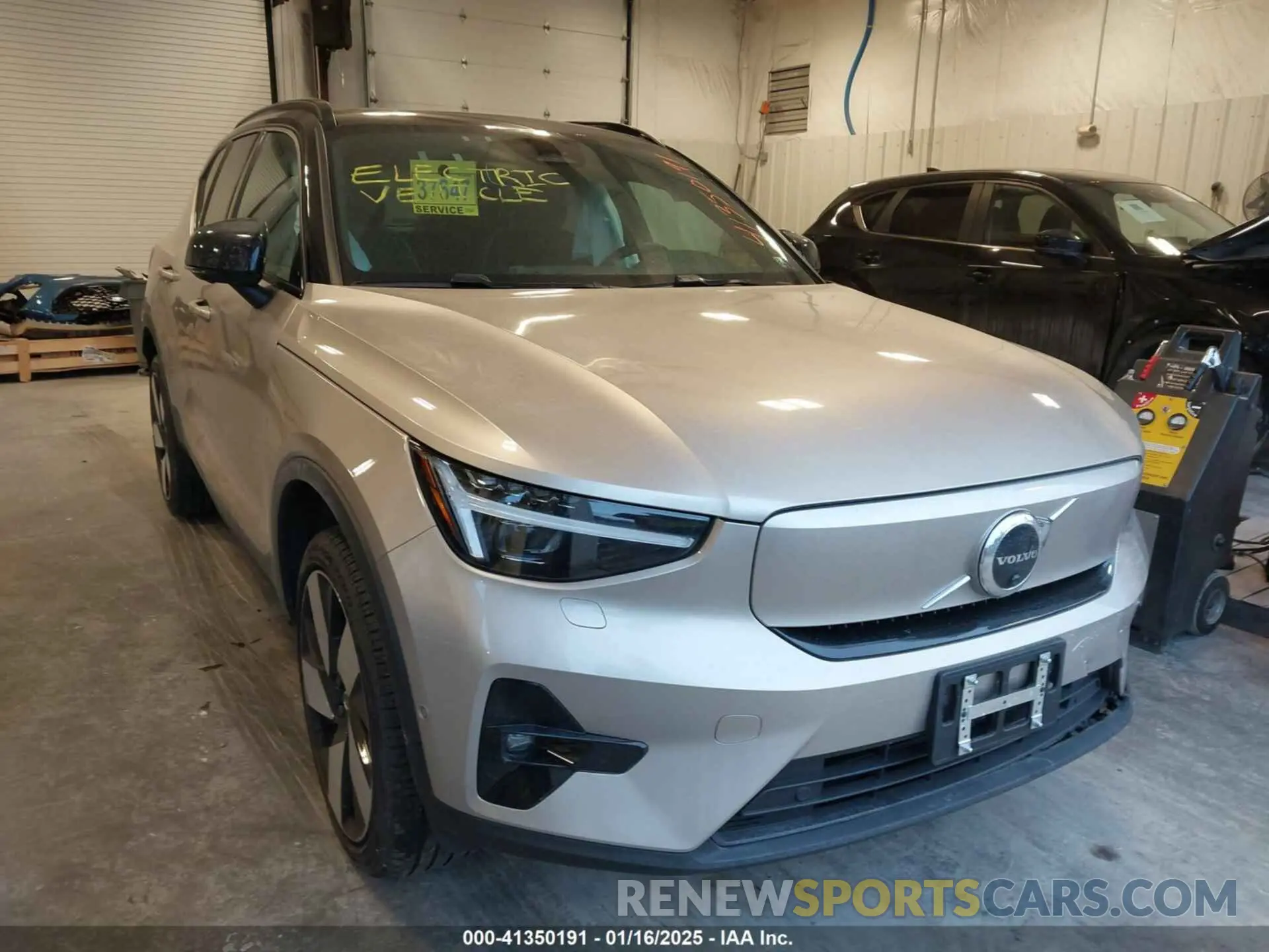 1 fotografías del automóvil dañado YV4ED3UM4P2052302 VOLVO XC40 RECHARGE PURE ELECTRIC 2023