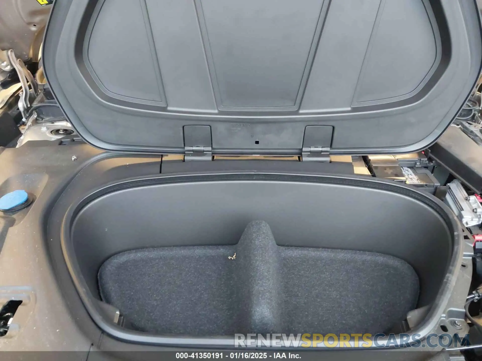 10 fotografías del automóvil dañado YV4ED3UM4P2052302 VOLVO XC40 RECHARGE PURE ELECTRIC 2023