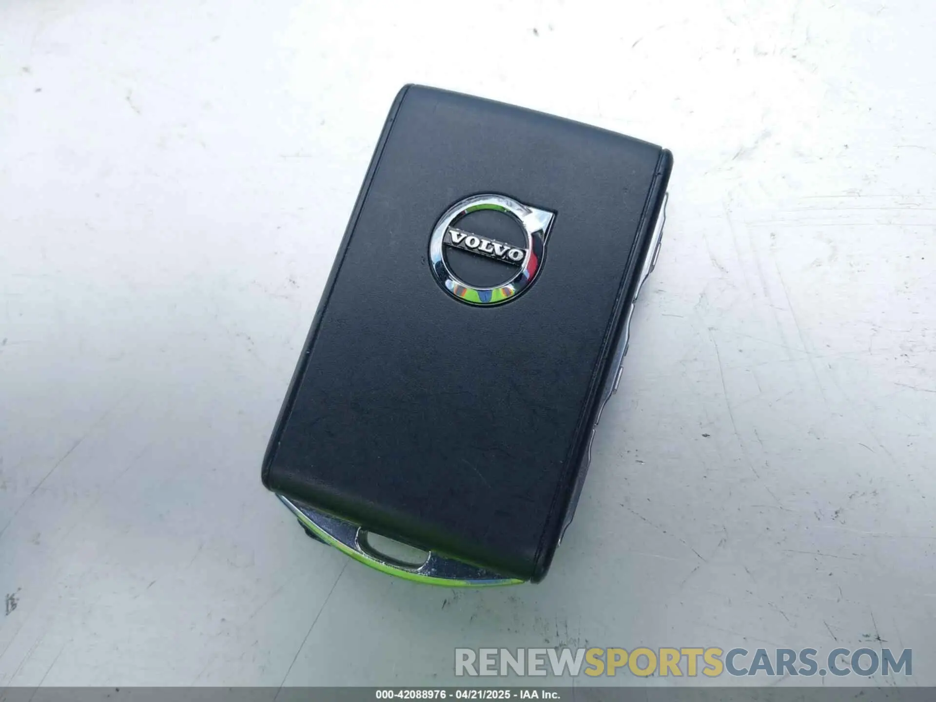 11 fotografías del automóvil dañado YV4ED3UM5P2029904 VOLVO XC40 RECHARGE PURE ELECTRIC 2023