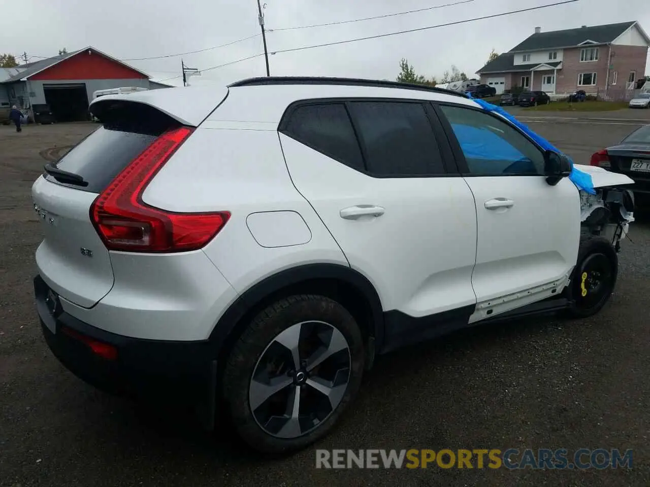 3 fotografías del automóvil dañado YV4L12UX8P2952575 VOLVO XC40 ULTIM 2023