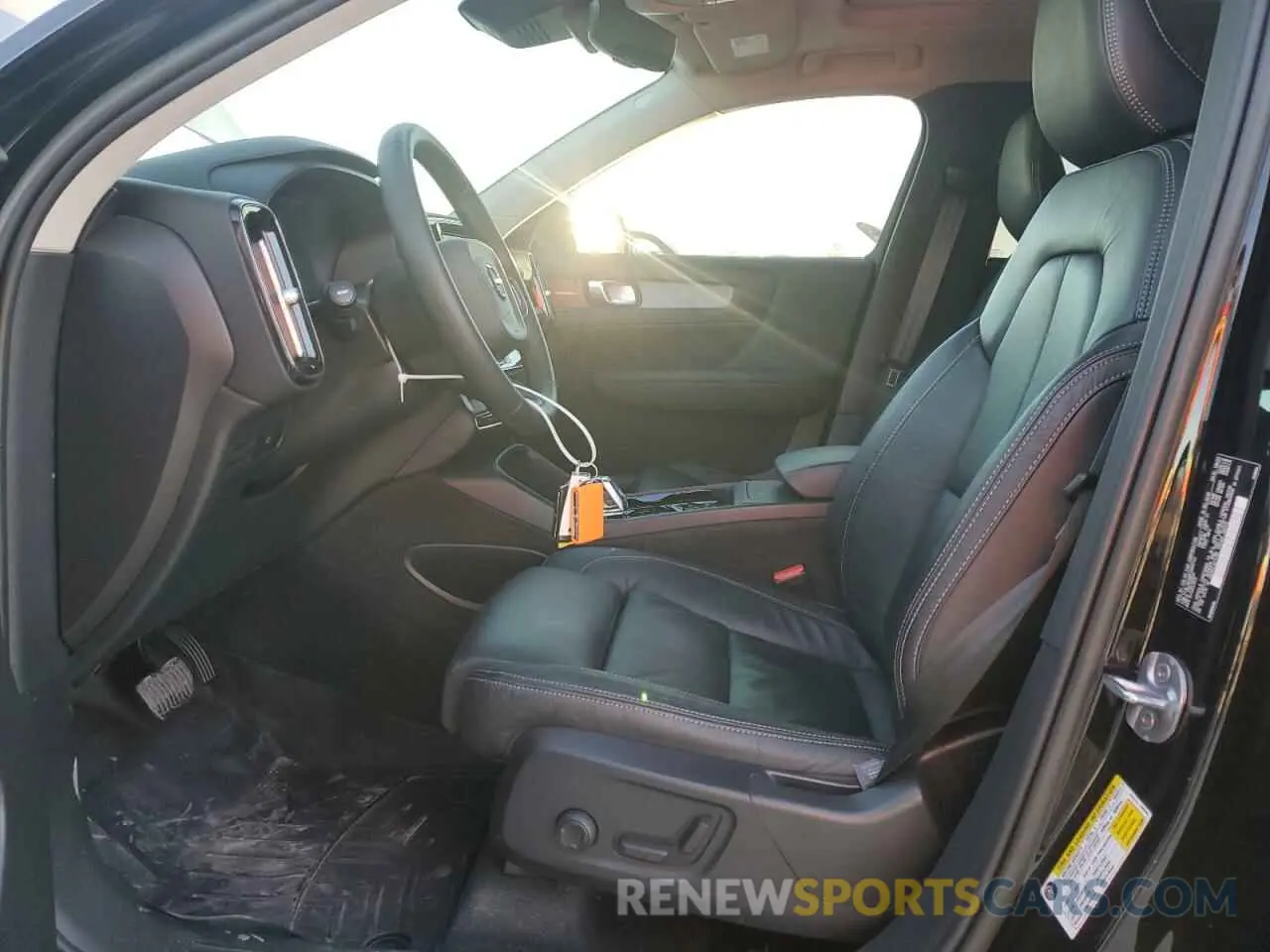 7 fotografías del automóvil dañado YV4L12UX8P2964743 VOLVO XC40 ULTIM 2023