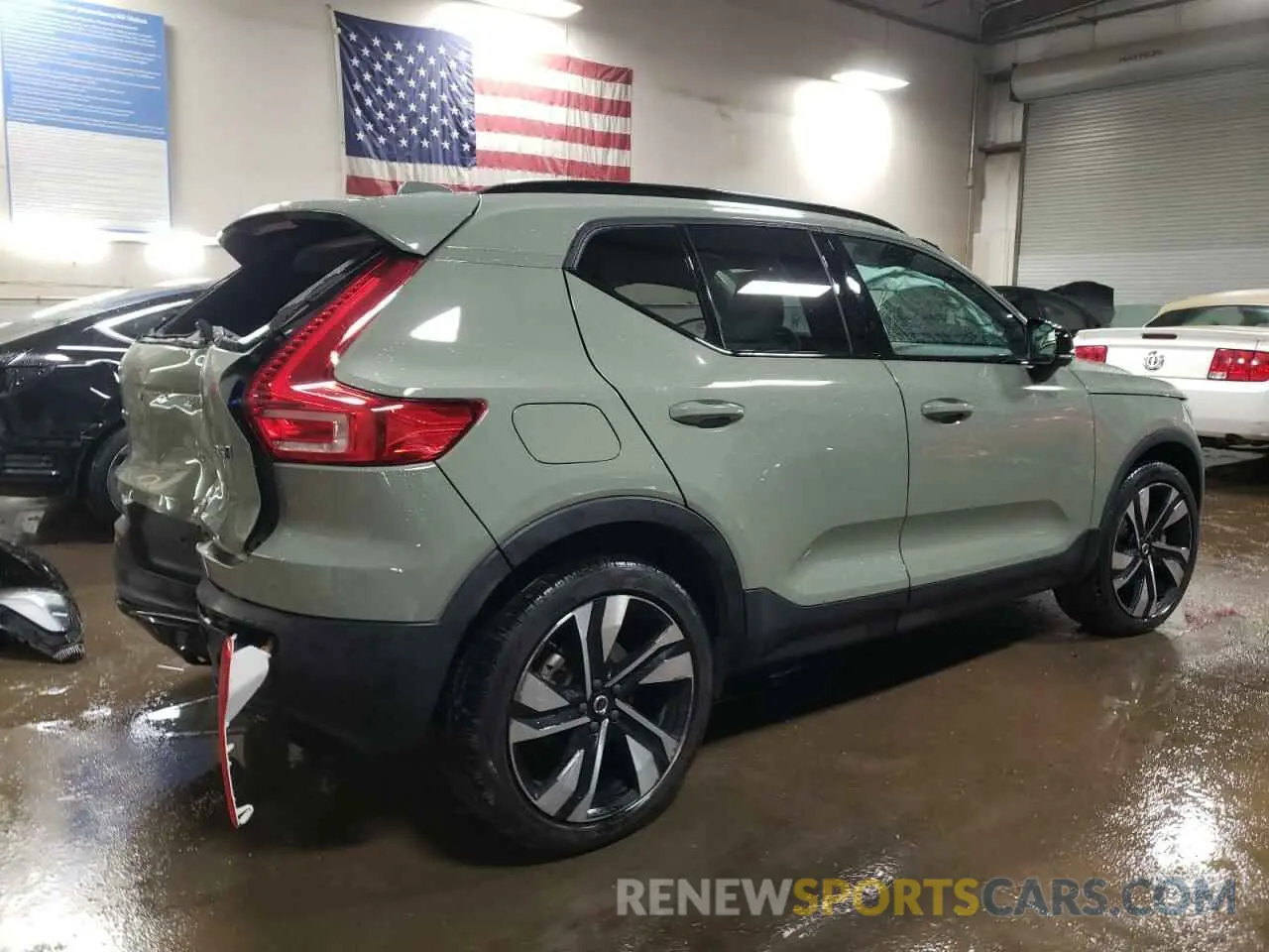 3 fotografías del automóvil dañado YV4L12UX9P2068547 VOLVO XC40 ULTIM 2023