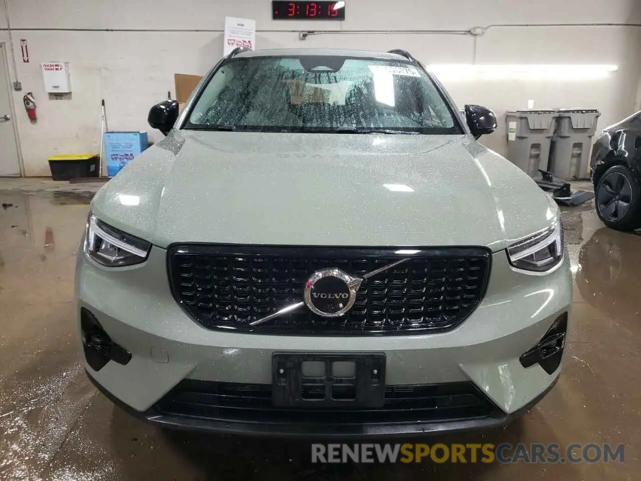 5 fotografías del automóvil dañado YV4L12UX9P2068547 VOLVO XC40 ULTIM 2023