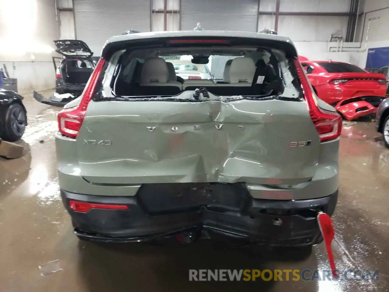6 fotografías del automóvil dañado YV4L12UX9P2068547 VOLVO XC40 ULTIM 2023