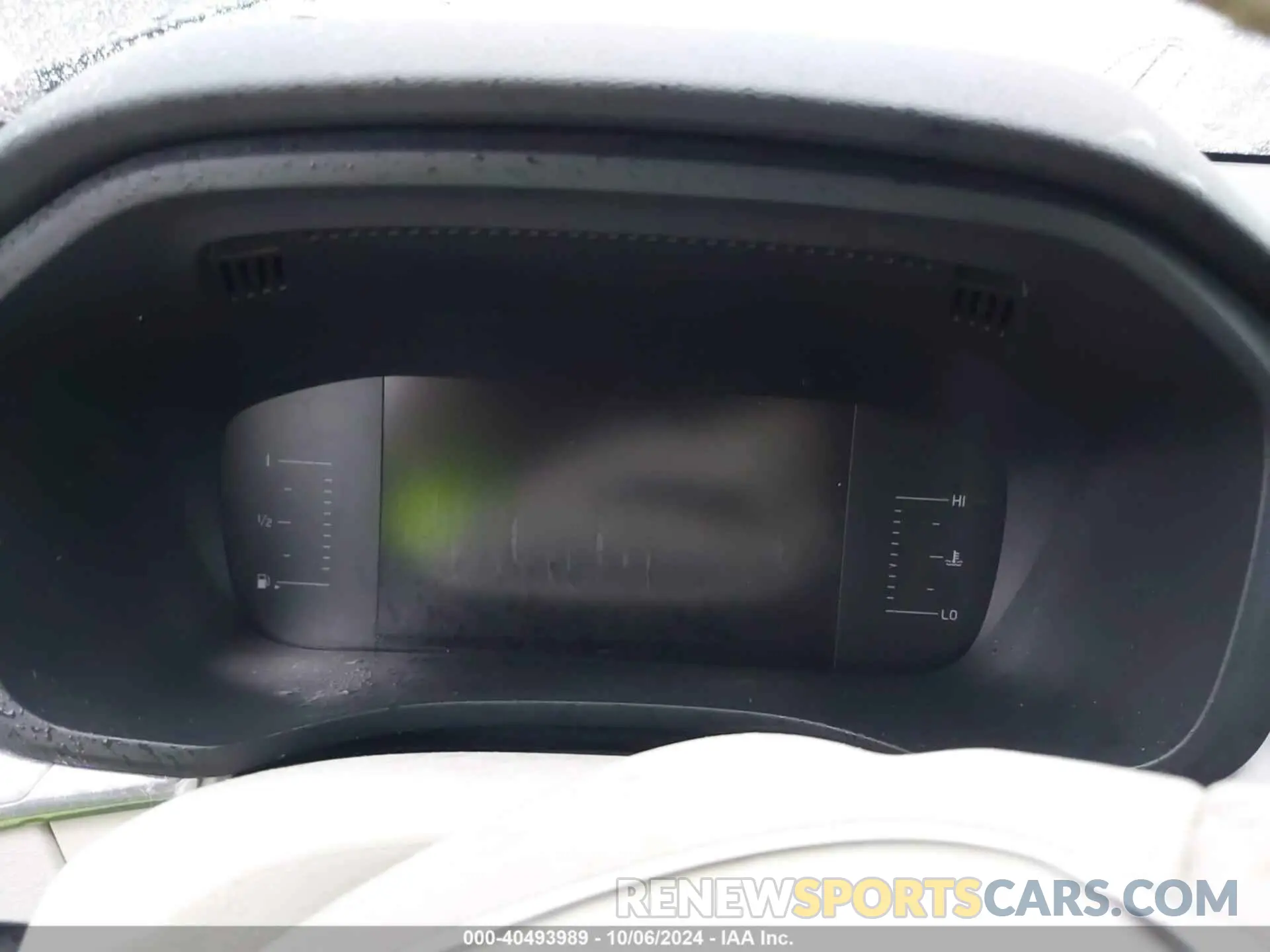 15 fotografías del automóvil dañado LYV102DK1KB176847 VOLVO XC60 2019