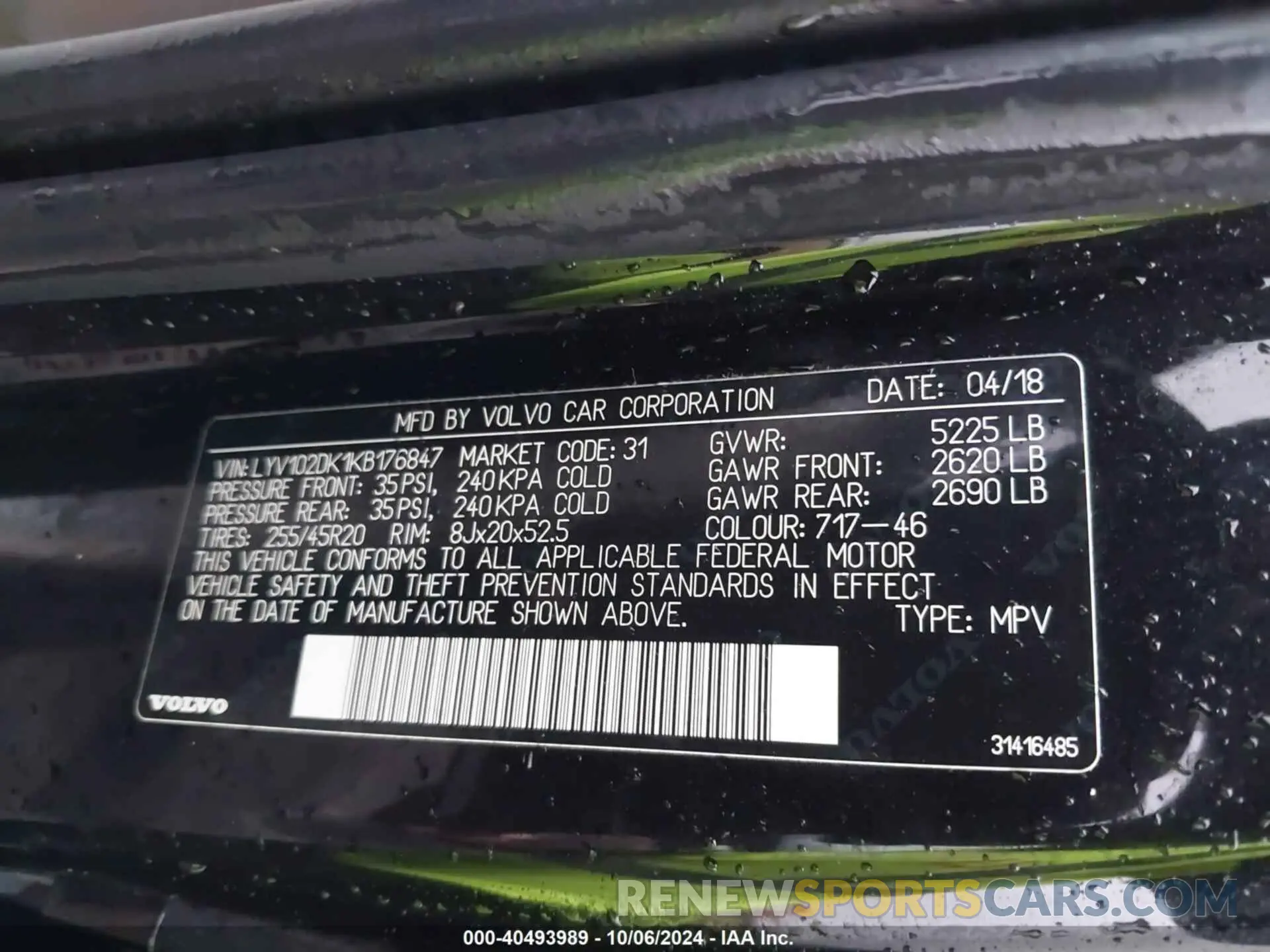 9 fotografías del automóvil dañado LYV102DK1KB176847 VOLVO XC60 2019