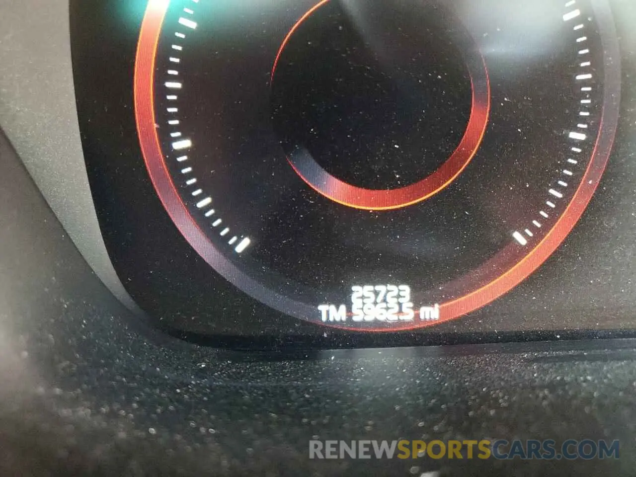 8 fotografías del automóvil dañado LYV102DK2KB209905 VOLVO XC60 2019
