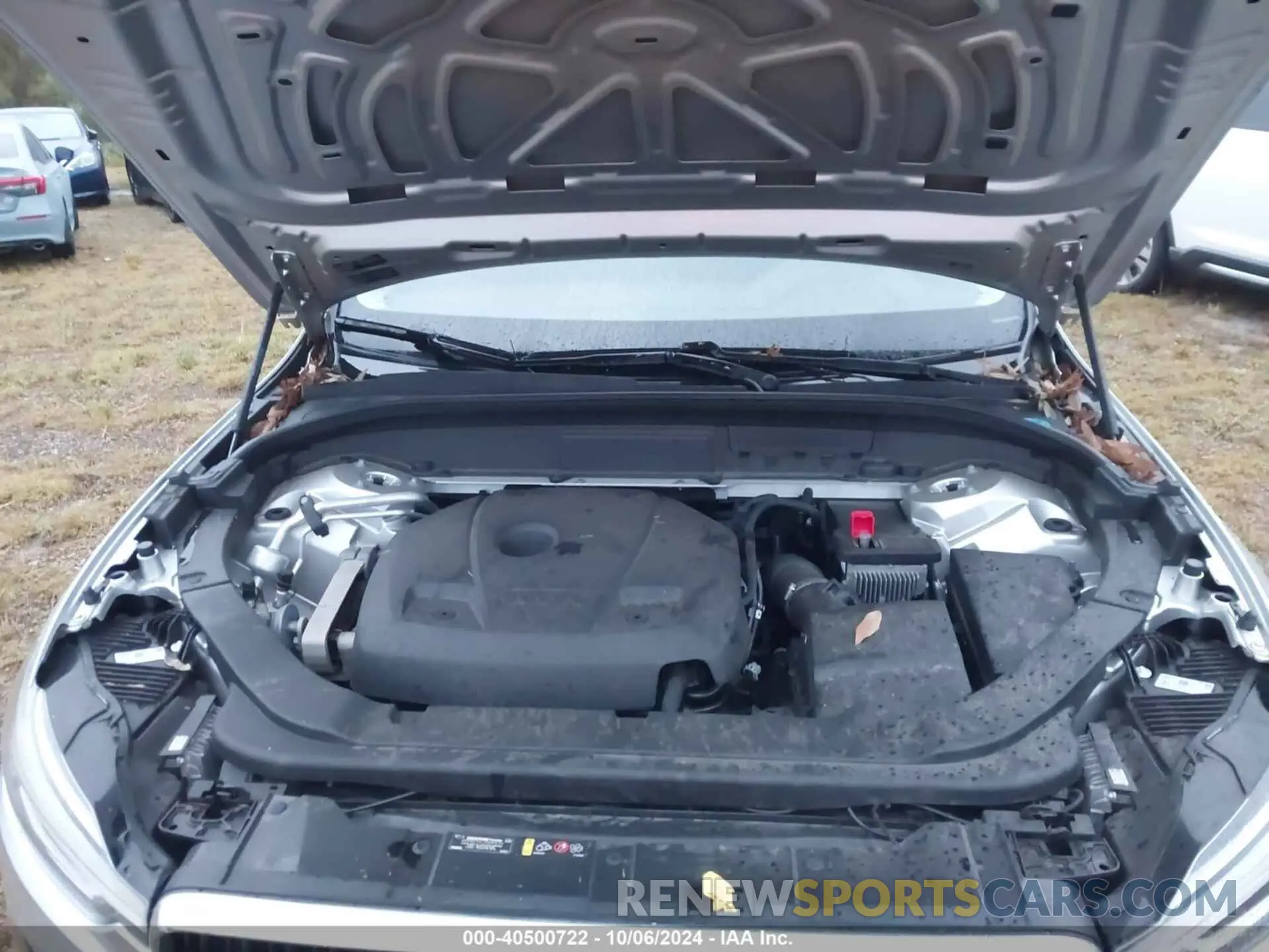 10 fotografías del automóvil dañado LYV102DK6KB315886 VOLVO XC60 2019