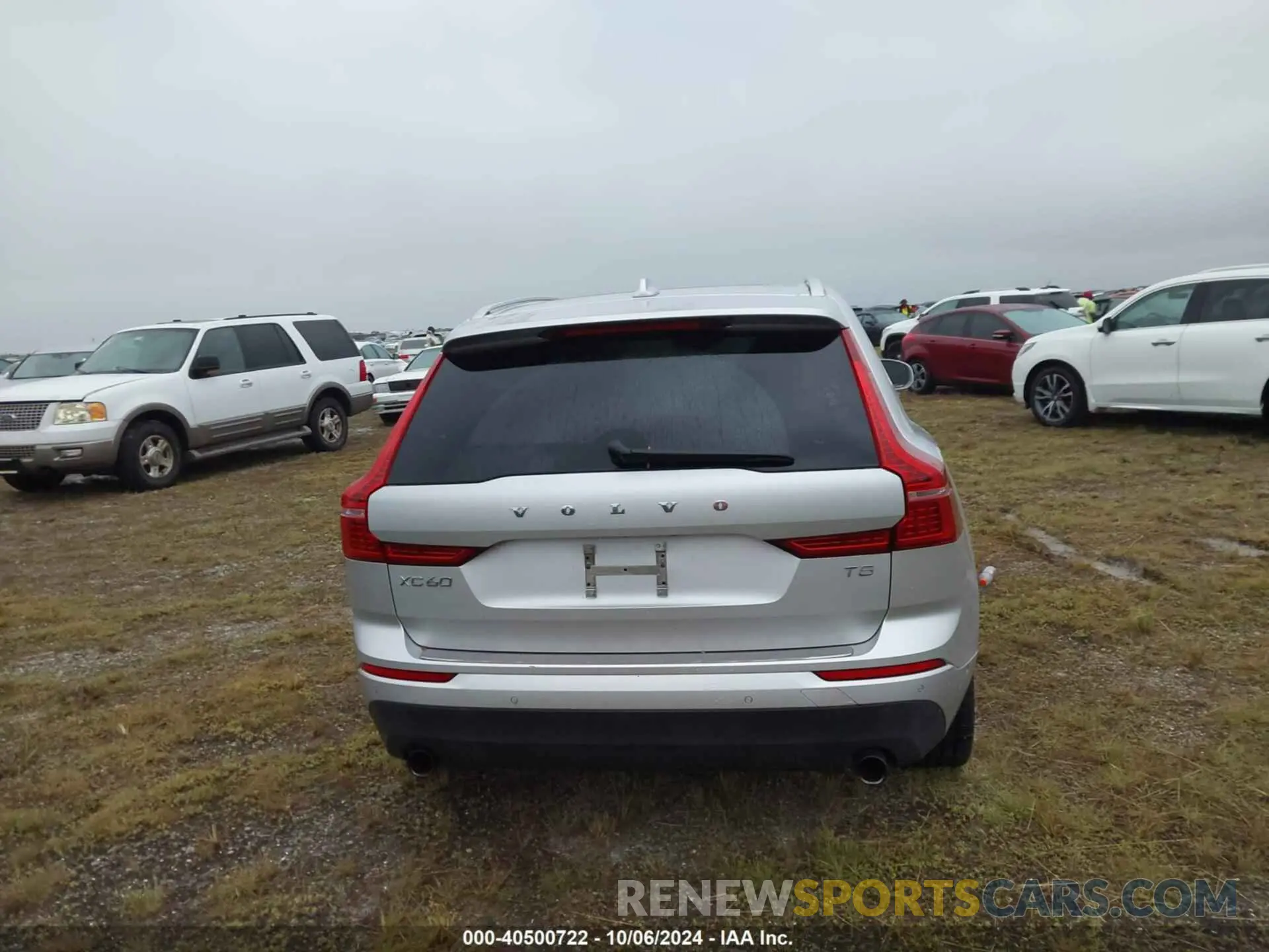 16 fotografías del automóvil dañado LYV102DK6KB315886 VOLVO XC60 2019