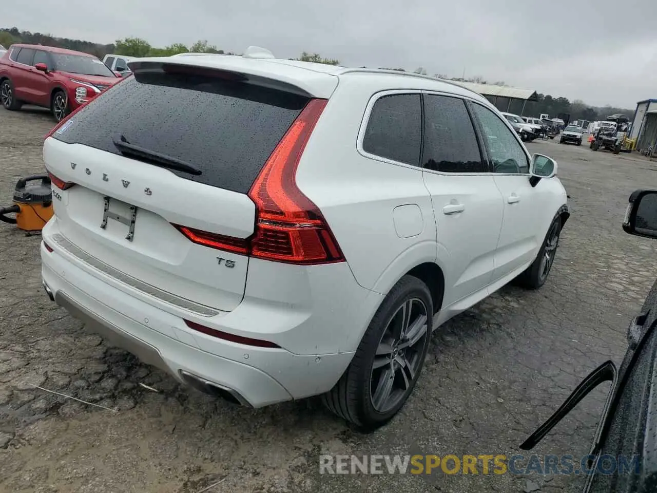3 fotografías del automóvil dañado LYV102DK9KB248023 VOLVO XC60 2019