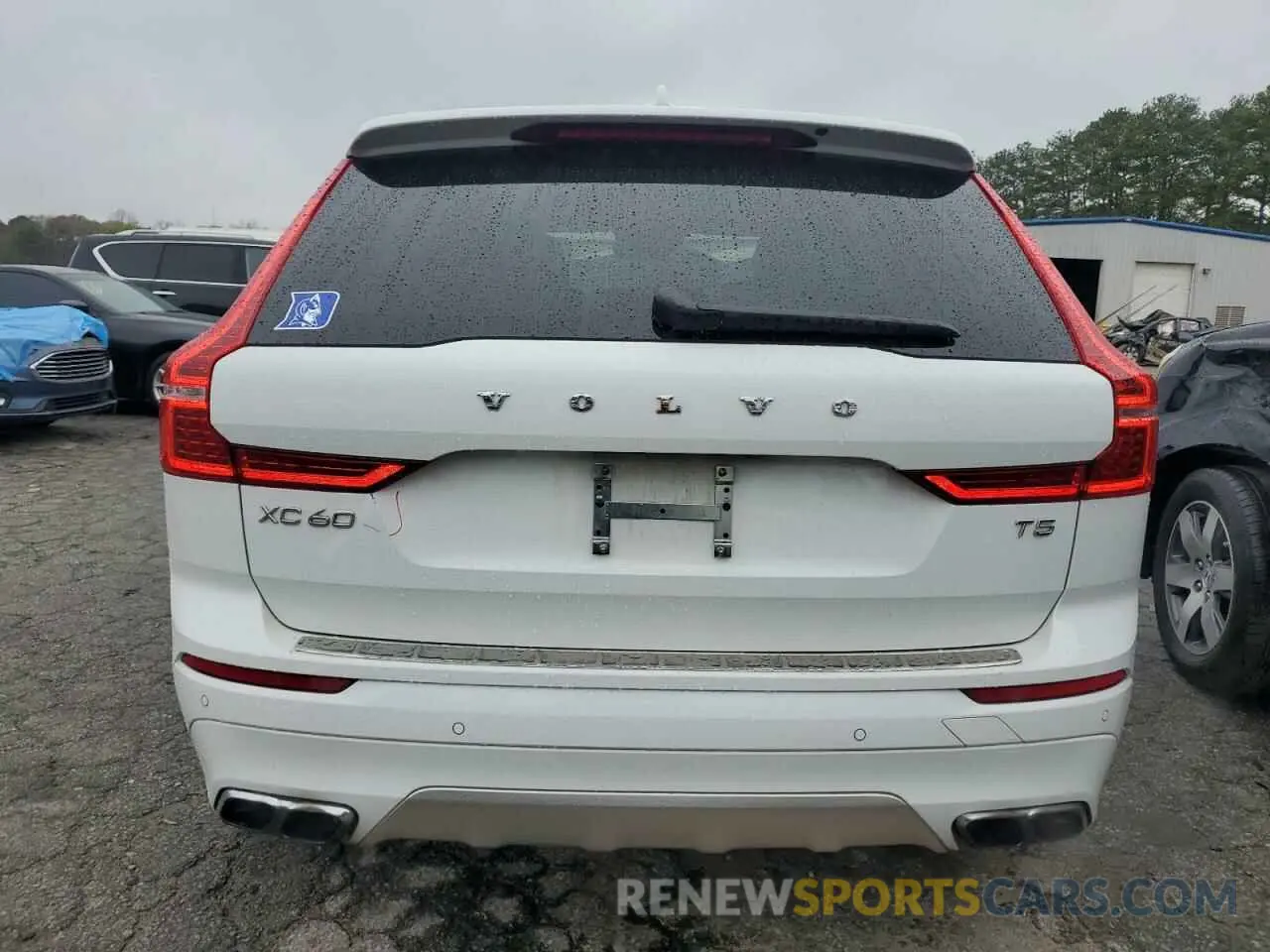 6 fotografías del automóvil dañado LYV102DK9KB248023 VOLVO XC60 2019