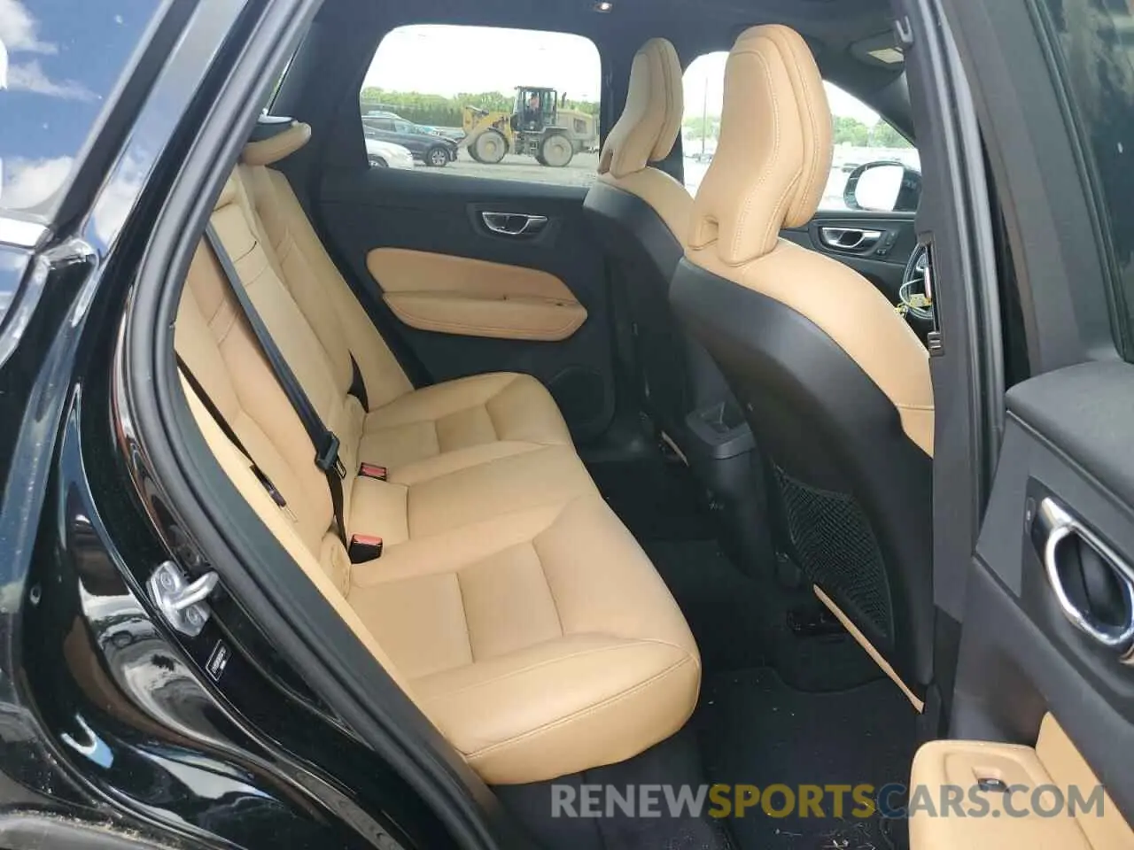 10 fotografías del automóvil dañado LYV102DK9KB367352 VOLVO XC60 2019