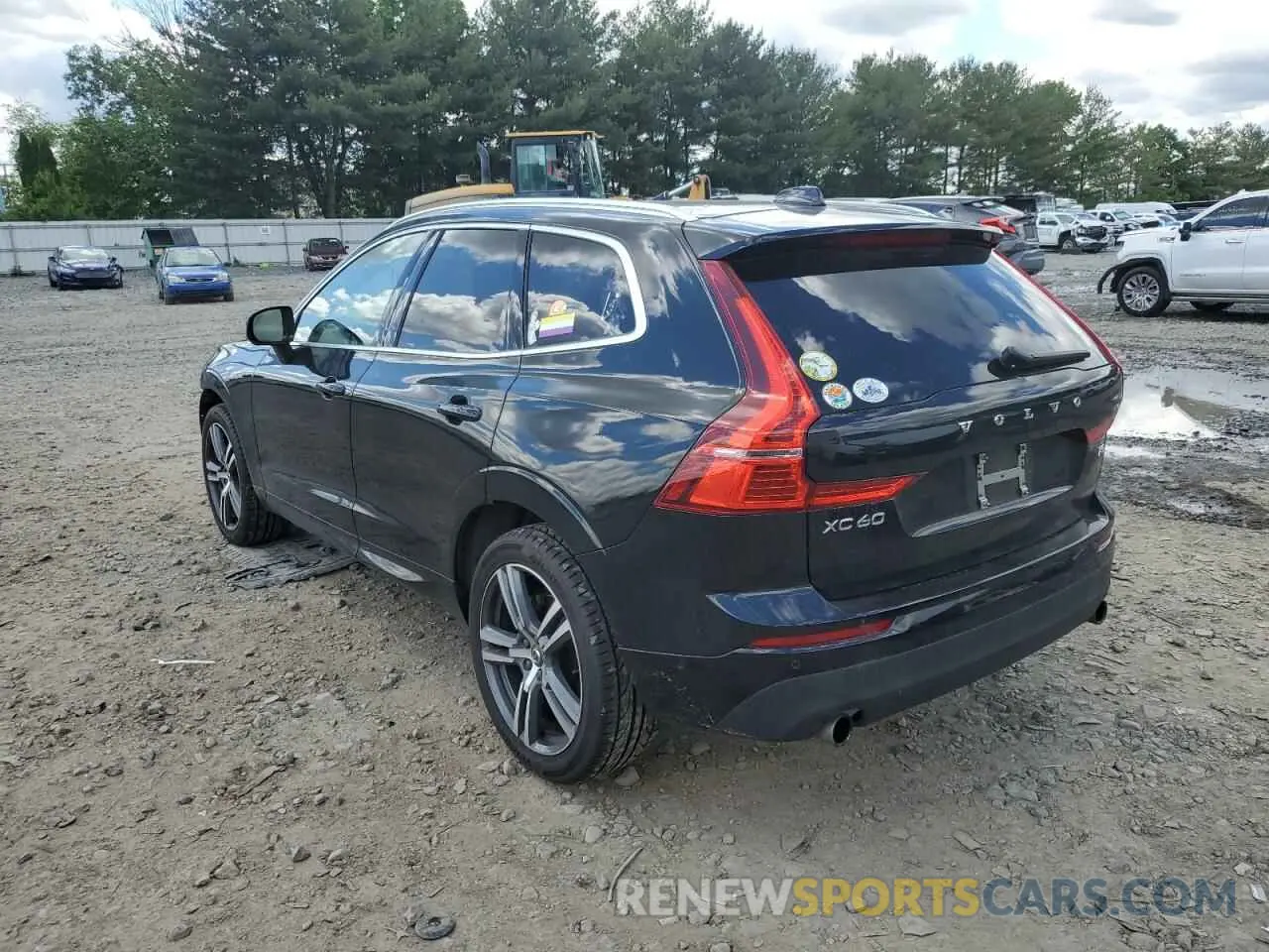 2 fotografías del automóvil dañado LYV102DK9KB367352 VOLVO XC60 2019