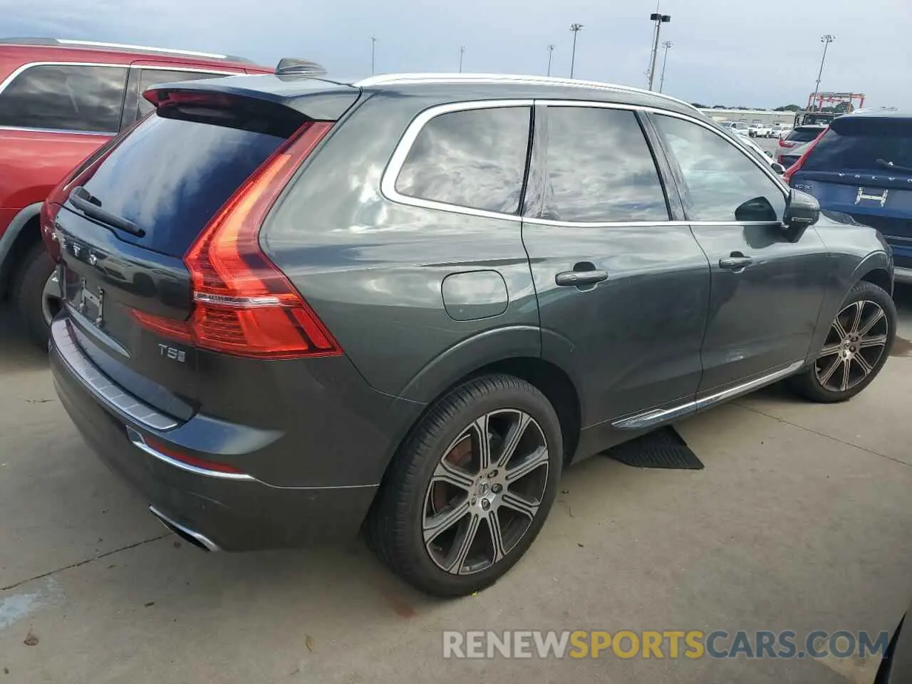 3 fotografías del automóvil dañado LYV102DL8KB192486 VOLVO XC60 2019