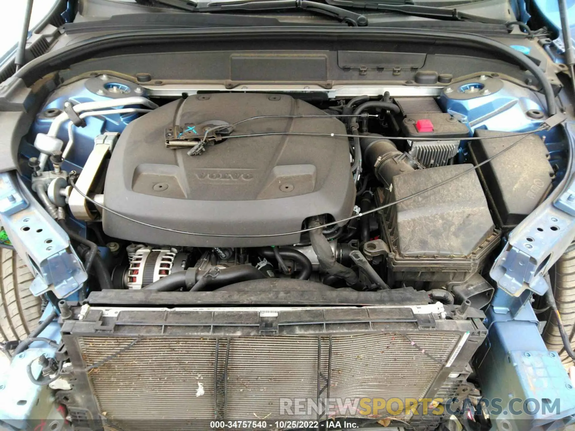 10 fotografías del automóvil dañado LYV102DM7KB232730 VOLVO XC60 2019
