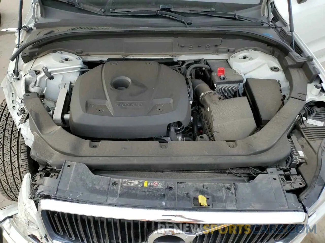 7 fotografías del automóvil dañado LYV102RK0KB200080 VOLVO XC60 2019