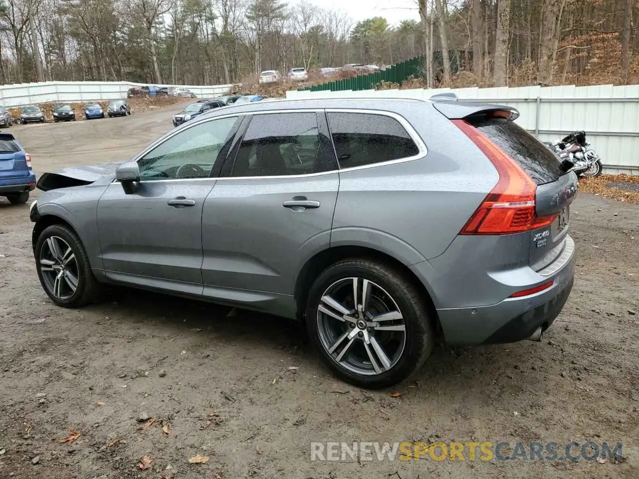 2 fotografías del automóvil dañado LYV102RK2KB229516 VOLVO XC60 2019