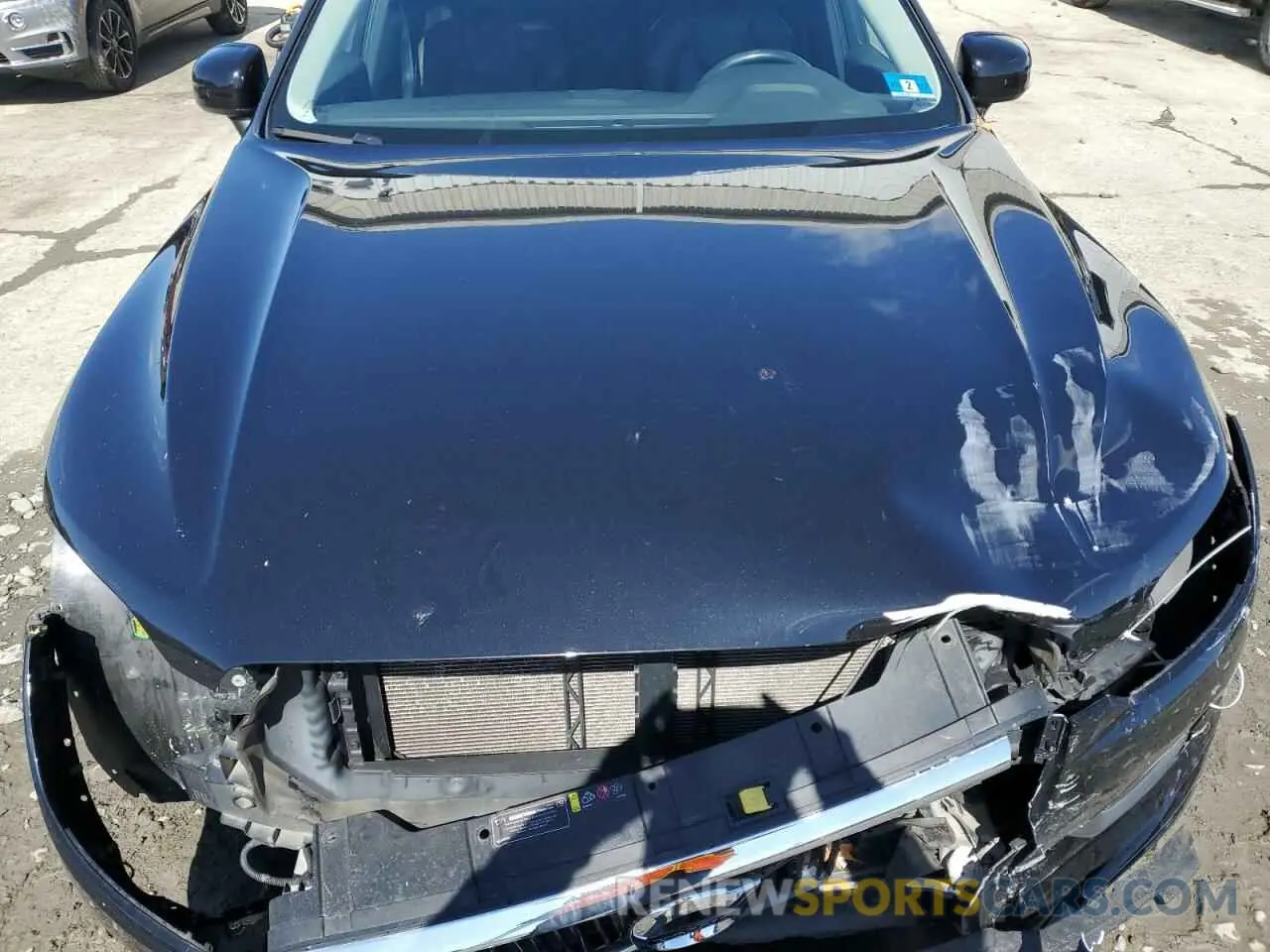 12 fotografías del automóvil dañado LYV102RK7KB284169 VOLVO XC60 2019