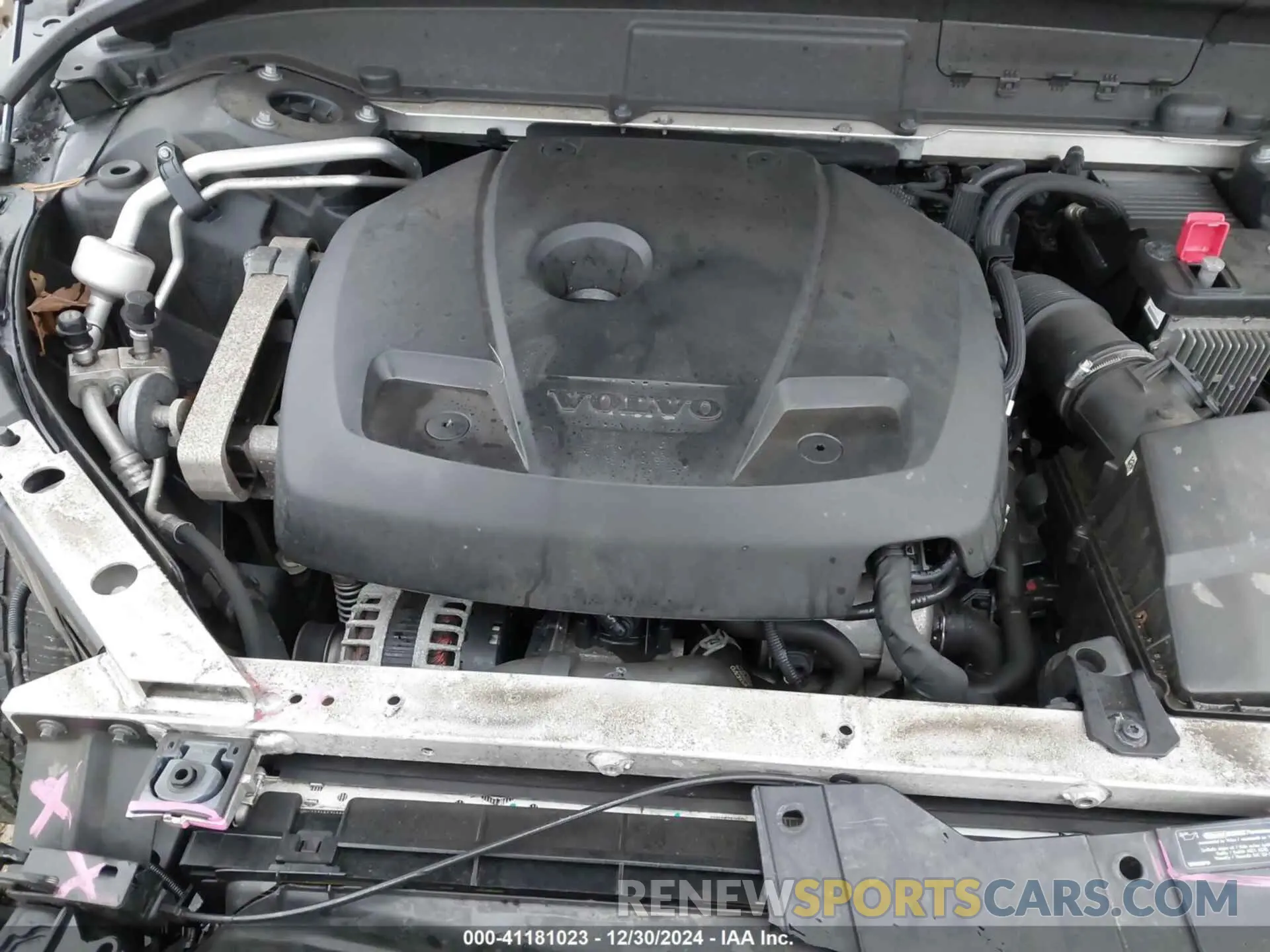 10 fotografías del automóvil dañado LYV102RL0KB326786 VOLVO XC60 2019