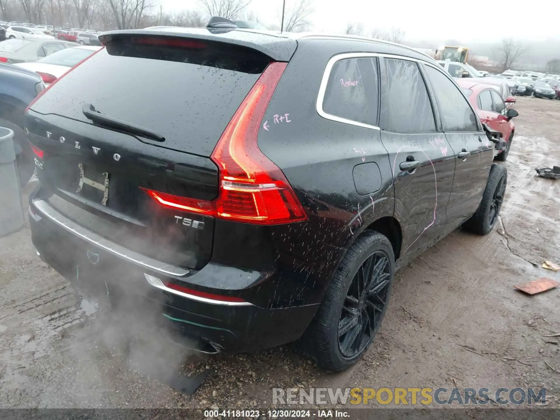 4 fotografías del automóvil dañado LYV102RL0KB326786 VOLVO XC60 2019