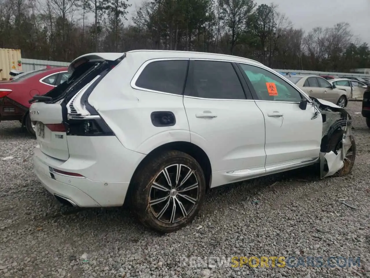 3 fotografías del automóvil dañado LYV102RL4KB237691 VOLVO XC60 2019