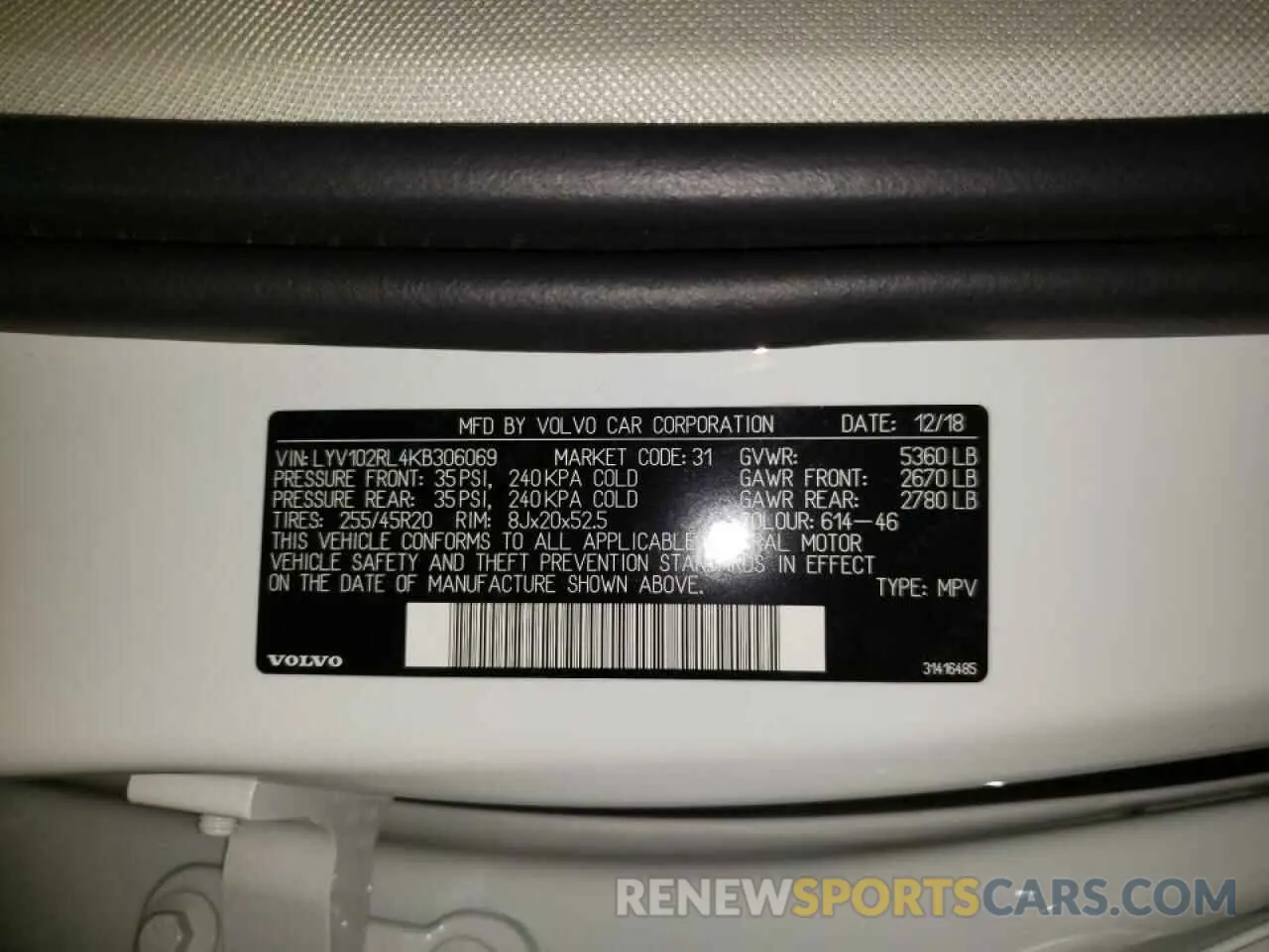 10 fotografías del automóvil dañado LYV102RL4KB306069 VOLVO XC60 2019