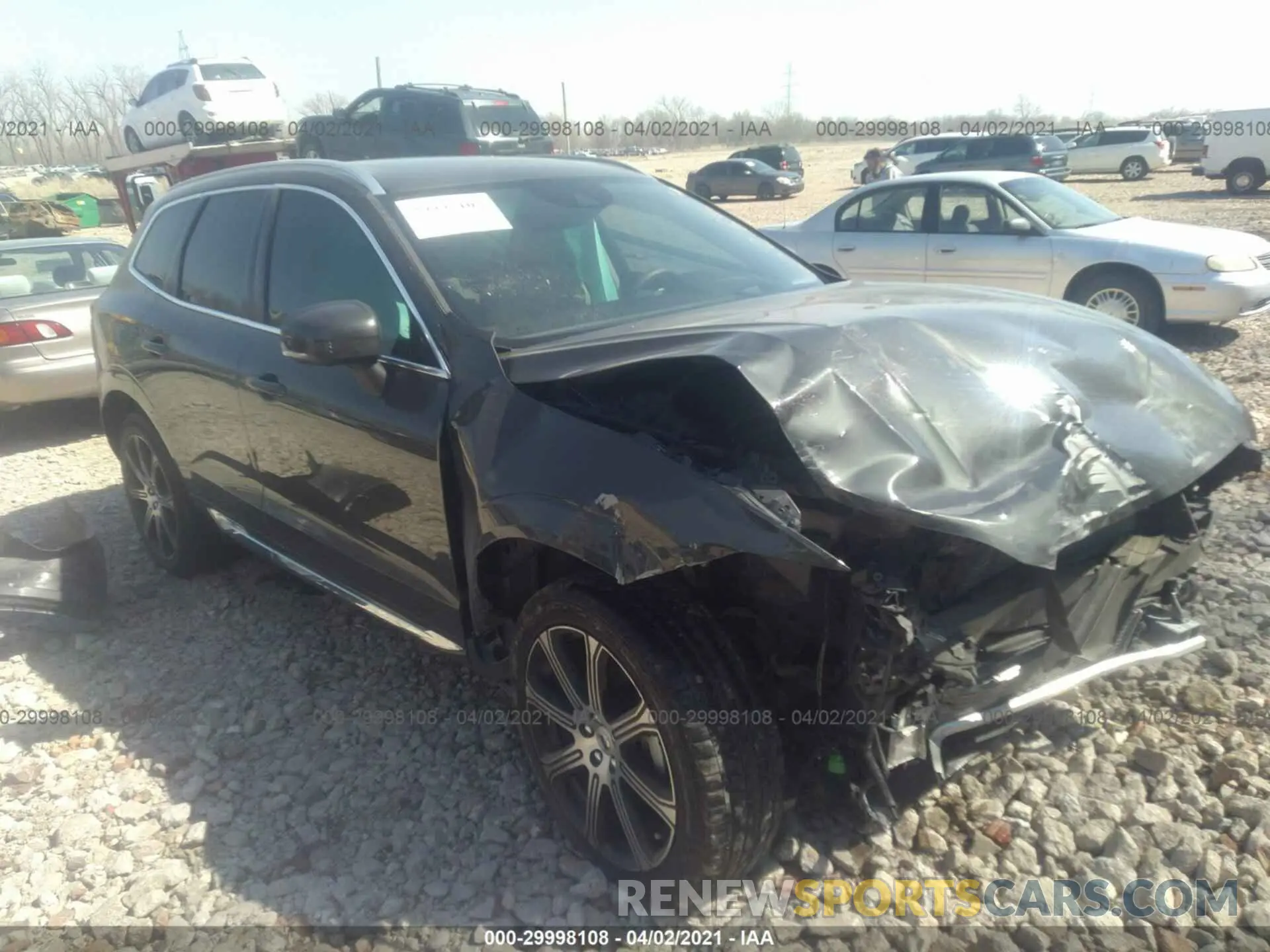 1 fotografías del automóvil dañado LYV102RL5KB326802 VOLVO XC60 2019