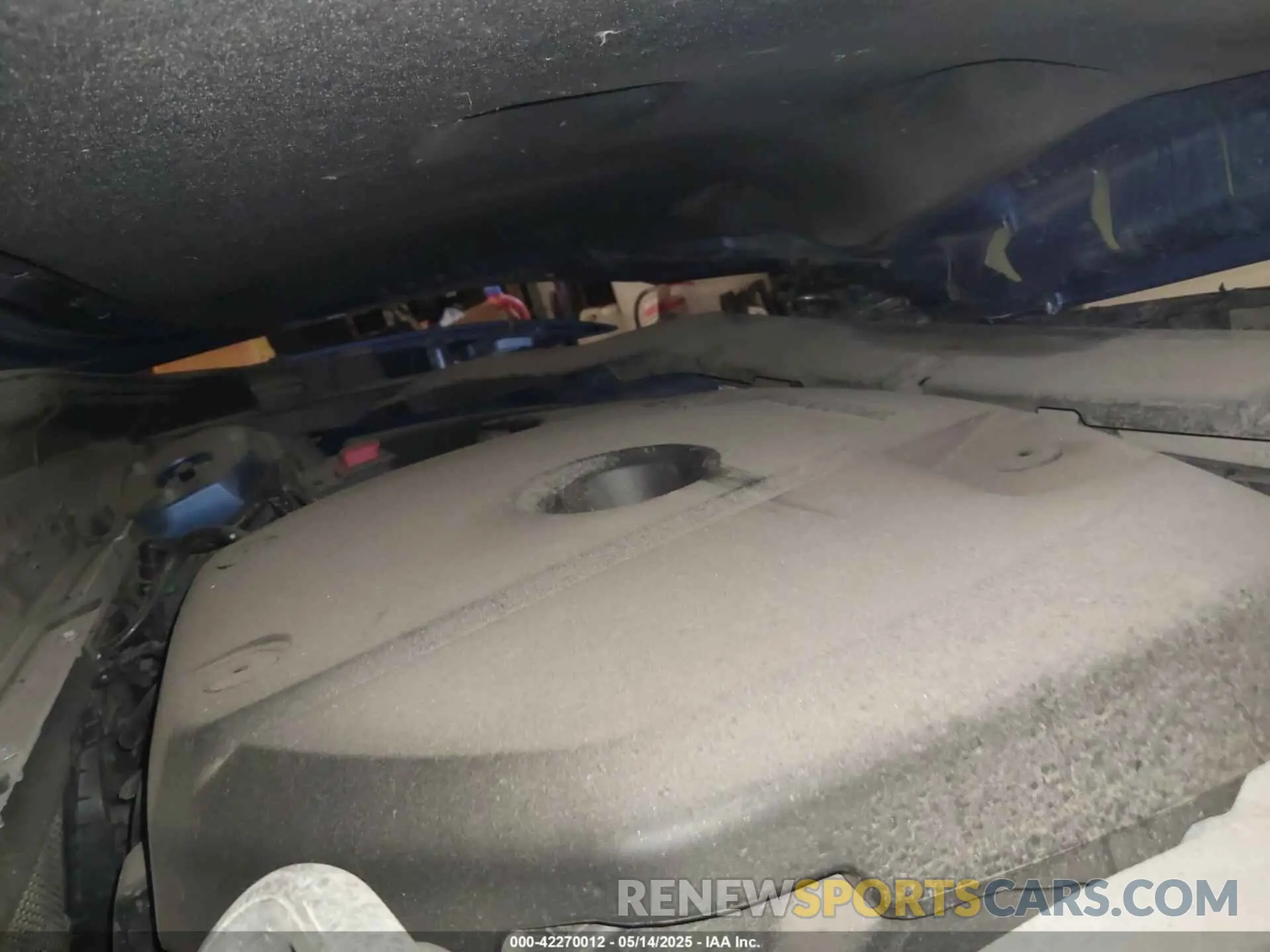 10 fotografías del automóvil dañado LYV102RM1KB296870 VOLVO XC60 2019