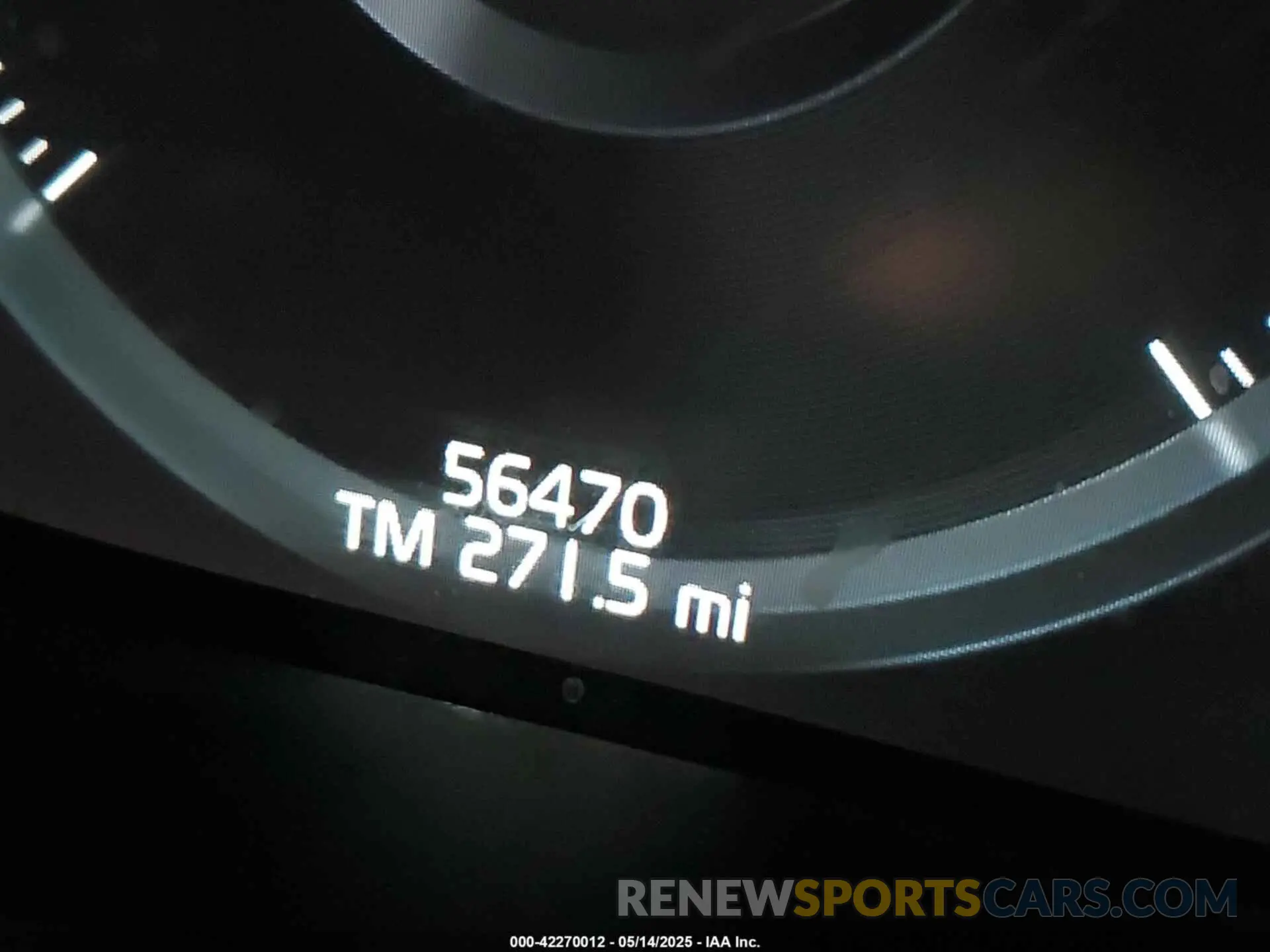 15 fotografías del automóvil dañado LYV102RM1KB296870 VOLVO XC60 2019
