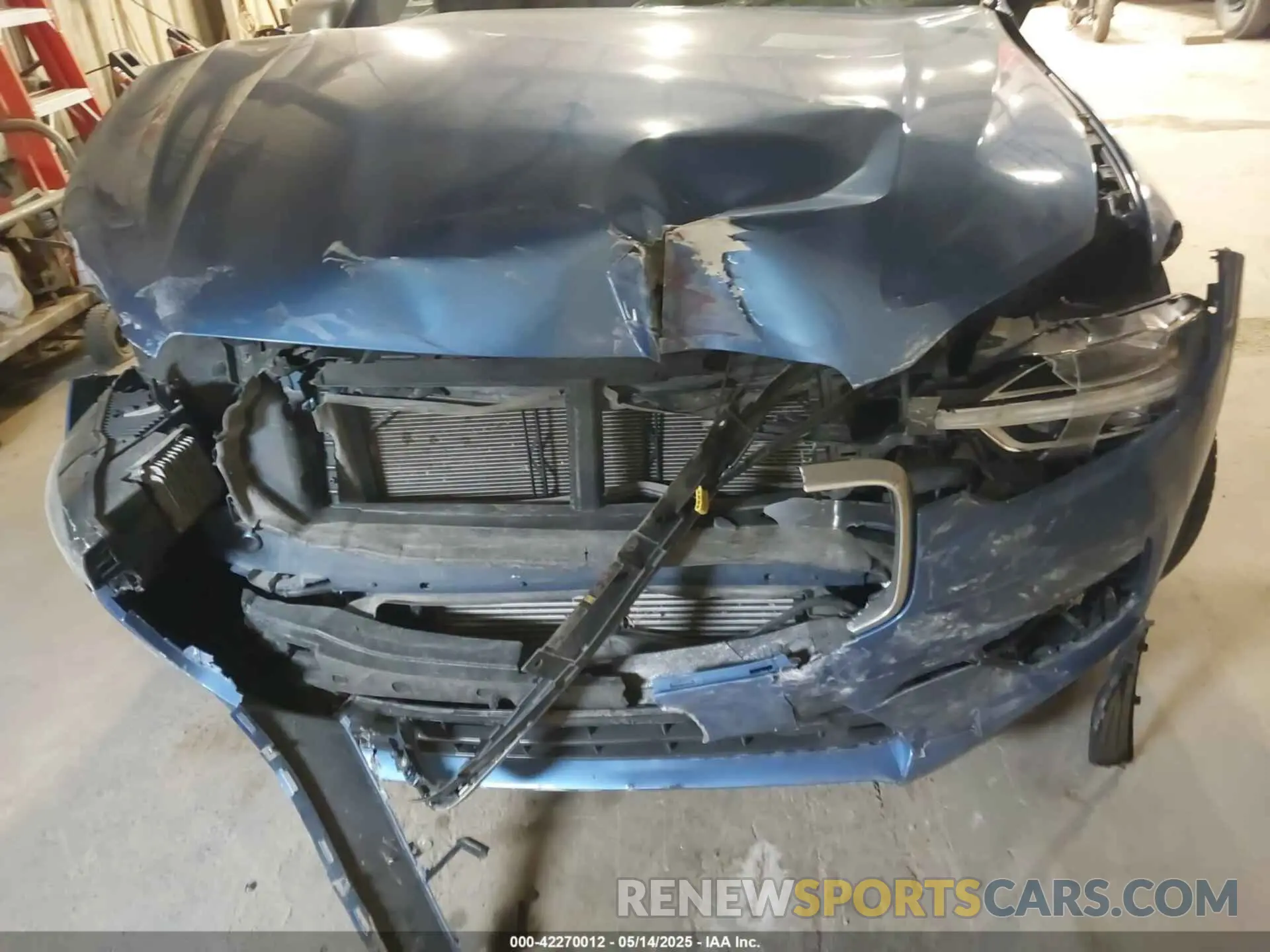 6 fotografías del automóvil dañado LYV102RM1KB296870 VOLVO XC60 2019